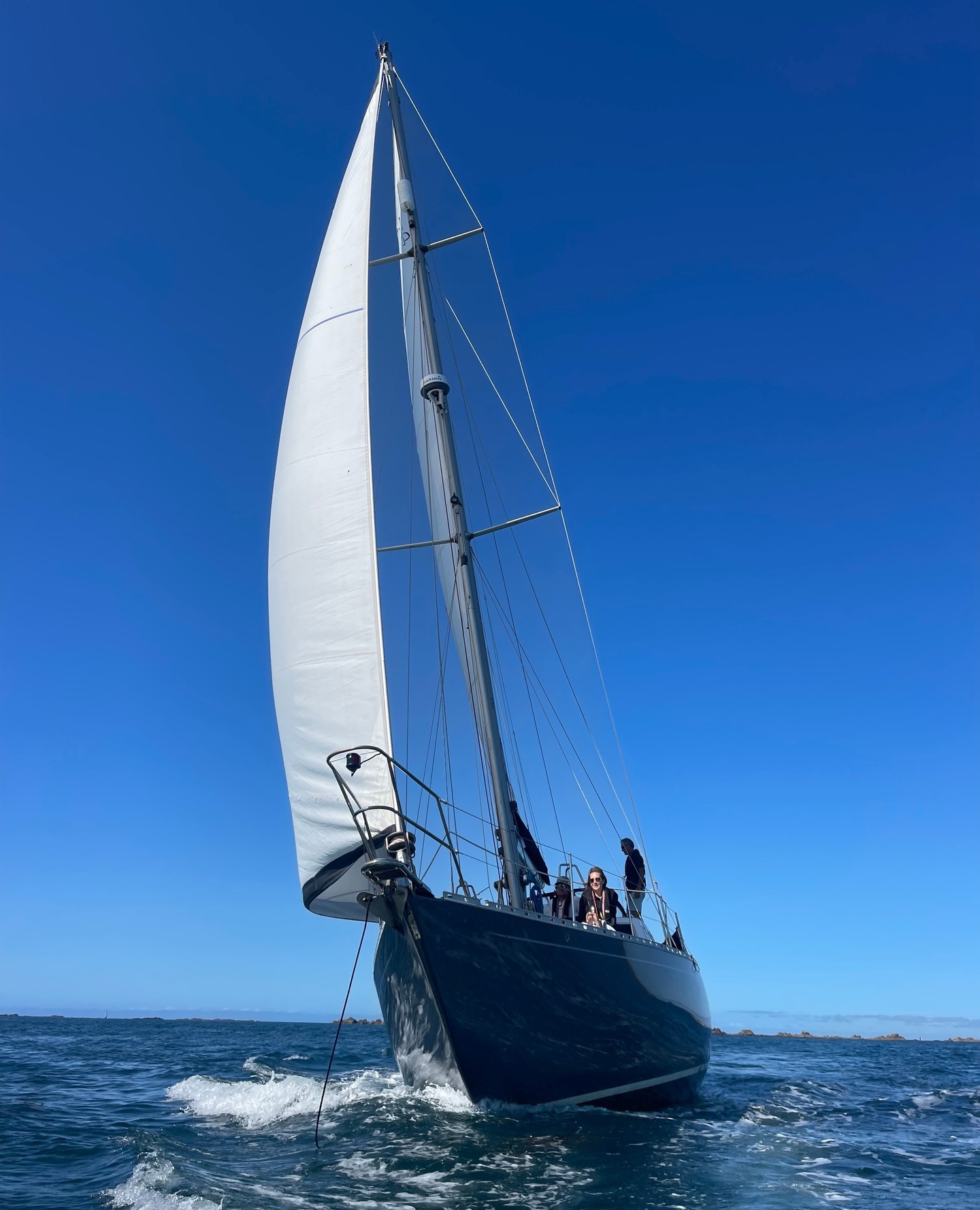 What a view!
Jekamanzi in action mid charter 📸
#islesofscilly #visitislesofscilly #yachtlife #yachting #boat #sailing #scillyyachtcharters #sea #boating #boats #travel #yachtcharter #summer #sail #ocean #lifestyle #sailinglife #sunset #islandlife #scillyisles #cornwall #lovescilly #myscilly #ios #island #beach #holiday #nature #scillysailing #adventure