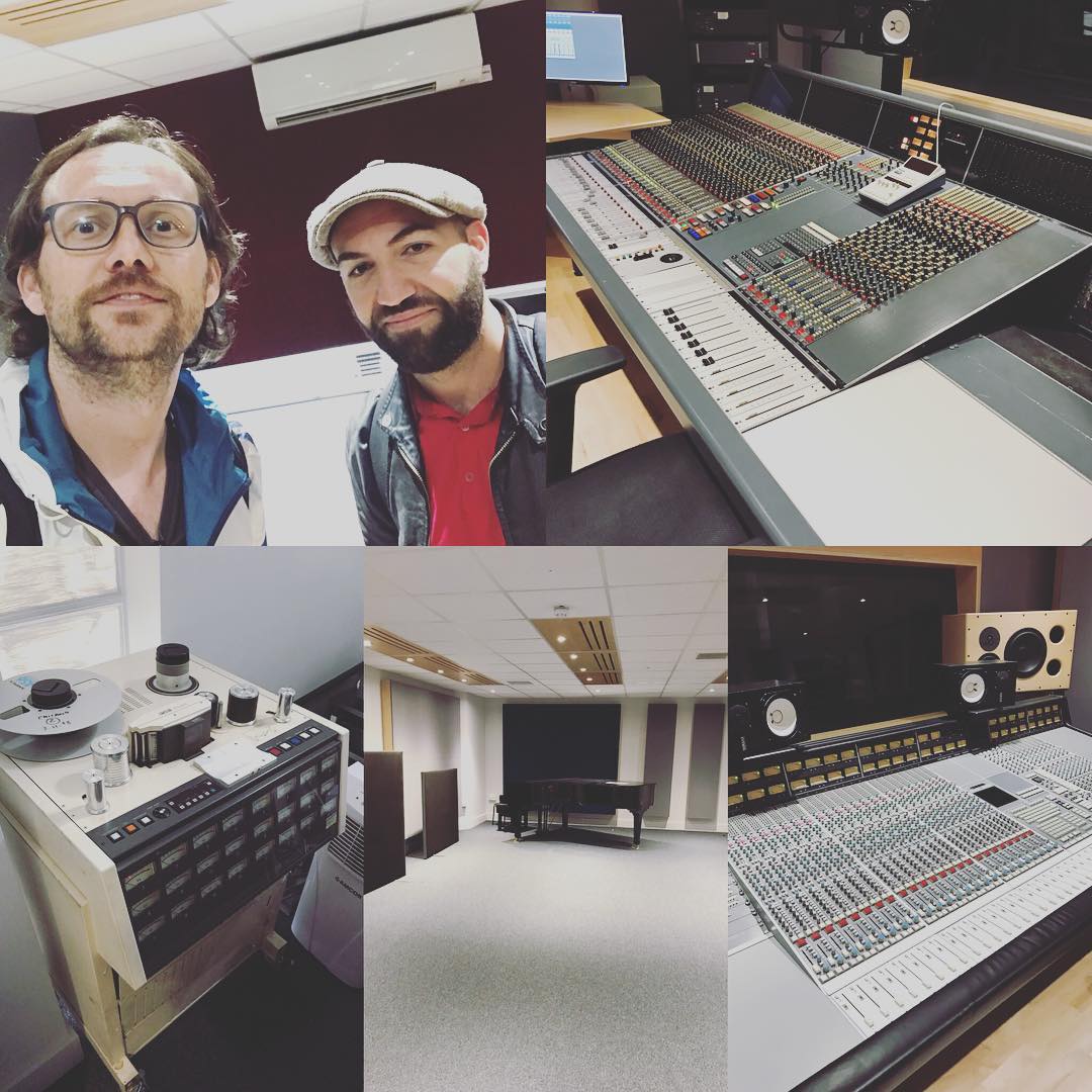 So happy to meet again my friend Antonio from Uni who showed me the amazing SAE studios in London! #musicproducer #musictech #rgxproductions #equipo #saelondon