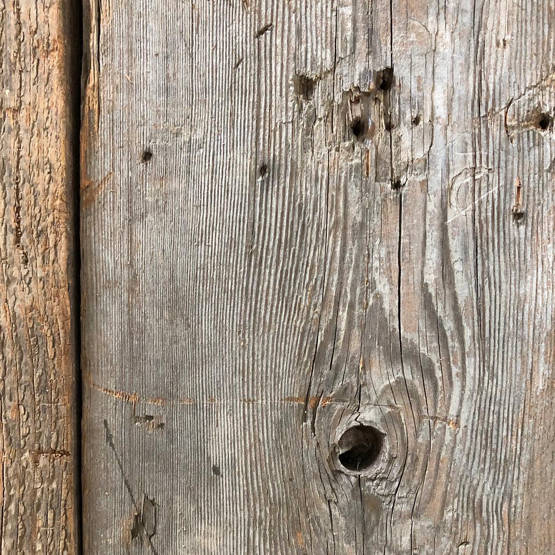 Saskatchewan is a place of extremes, nothing about is diluted or desultory. However, it takes some time to realize it. This wood comes from a friend’s grandfather’s farm and it bears just that weathered extreme.