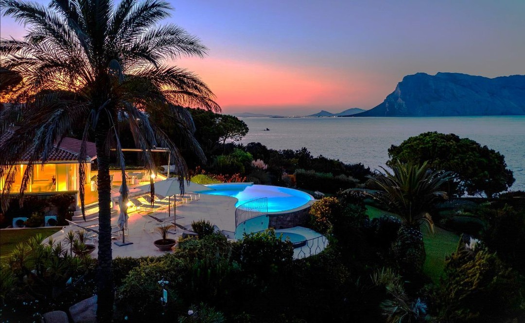 Welcome 2024! Il cale#villas #realestate #villa #luxurytravel #luxuryvilla #luxurylifestyle #luxuryvillas #luxuryhomes #luxuryholidays #luxuryspiceisland #luxurysardinia #luxuryezzahraestate #luxuryxanaduholidays #mediterraneanvillas #luxuryescape #yourescape #yourescapetravel #yourescapevillas #calendarioviaggi2024ndario viaggi 2024