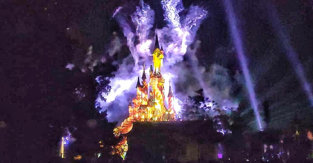 The Paradise of Paris 😍
Disney Land Paris ❤
Such a great view this is 👼
@sachin.arora619 thankyou for sending them😘💝
.
Where: Disneyland Paris
.
.
.
.
.
.
.
.
@dubai_exquisite
#paris #disneyland #beauty #disneyland #follow #travelplaces #wanderplanet #wanderlusters #travellifestyle #happy2nov #letscatchz #loveittorleaveittt