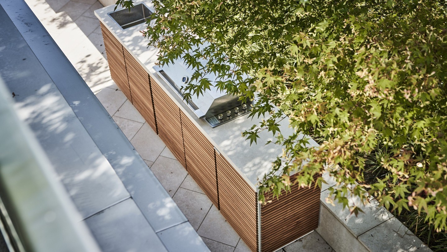 ☀️ Outdoor design of a villa by the Lake of Zurich (2/3)
Snapshots of our client's serene escape⛱️
#outdoorlife
#outdoorliving
#exteriordesign
#outdoorspace
#outdoorstyling
#outsidedesign