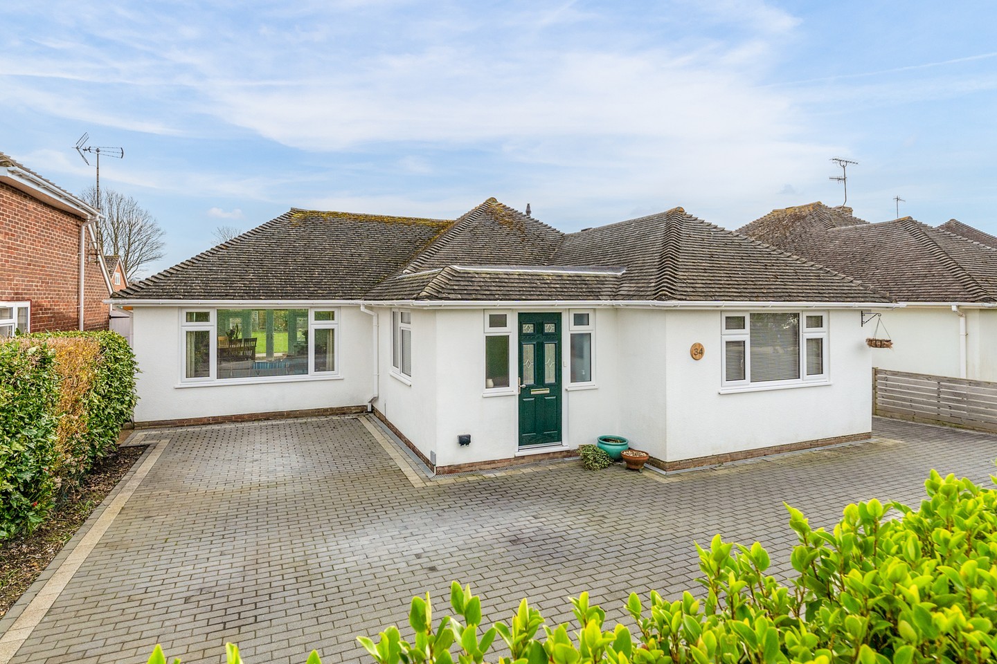 Excited to capture the beauty of this renovated bungalow with a sunny south facing garden. #HomeSweetHome #Renovations #Photography #DreamHome #SouthFacingGarden
