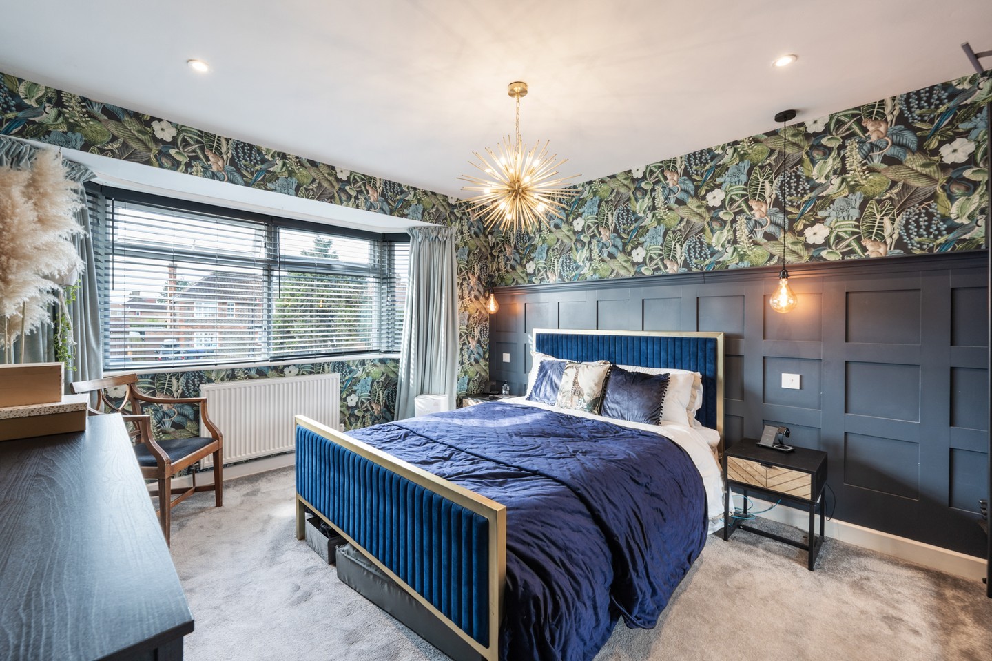 Bold decor and modern kitchen make this Worthing home a standout. Photographed ready to go on the market. #HomeDecor #ModernLiving #InteriorDesign #KitchenGoals #HomeInspo