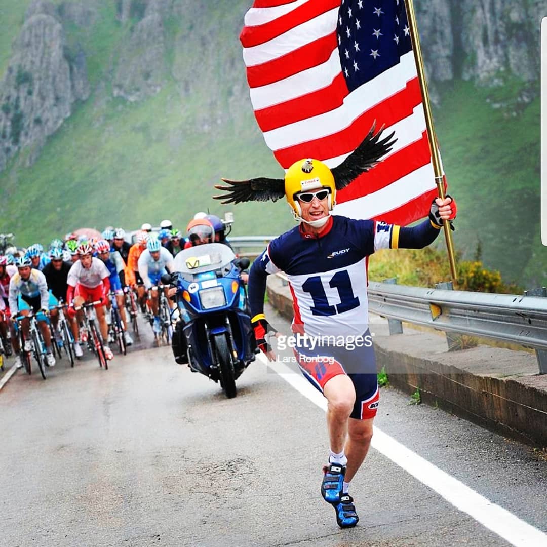 Day of 2018 American reckoning, ROCK the VOTE to rid of hate!!
Amazing summer lush greenery extends to September here in Northern Spain. It's as green as Ireland here in beautiful Cantabria!
Quick Step rider Matteo Tossato red lined the pace in the final kilometer setting up team mate 2x World Champ Bettini's blistering 300 meter speed kills victory on a rising finish! 3x World Champ Oscar Freire could not recover after being dropped on the final climb.
Contador gains 3 seconds GC after attacking rivals on final Km. Notice the Italian sweep!
2008 La Vuelta, Stage 12 results
BURGOS to SUANCES 180 Km
1 Paolo Bettini ITA QST. 4:42:44 hours
2 Davide Rebellin ITA GST
3 Damiano Cunego ITA LAM
4 Alessandro Ballan ITA LAM
5 Alberto Contador ESP AST
6 Egoi Martínez ESP EUS
7 Oliver Zaugg SUI GST
8 Carlos Sastre ESP CSC
9 Levi Leipheimer USA AST
10 Igor Anton ESP EUS
Photo thanks to Lars Ronbog
#lavuelta #cantabria #paolobettini #matteotossato #uciworldchampion #oscarfreiresp
#daviderebellin #damianocunego #albertocontador #egoimartinez #carlossastre #levileipheimer #teamastana #teamquickstep #antlerman #ragingstag #doreholte #cyclingshot
#cyclingphotography #cyclingtour #uci #instacycling
#bicidacorsa #bicicleta #velotravel
#stravacycling #carlossastre #italiansweep
#italyrules #rudyproject #borahteamwear