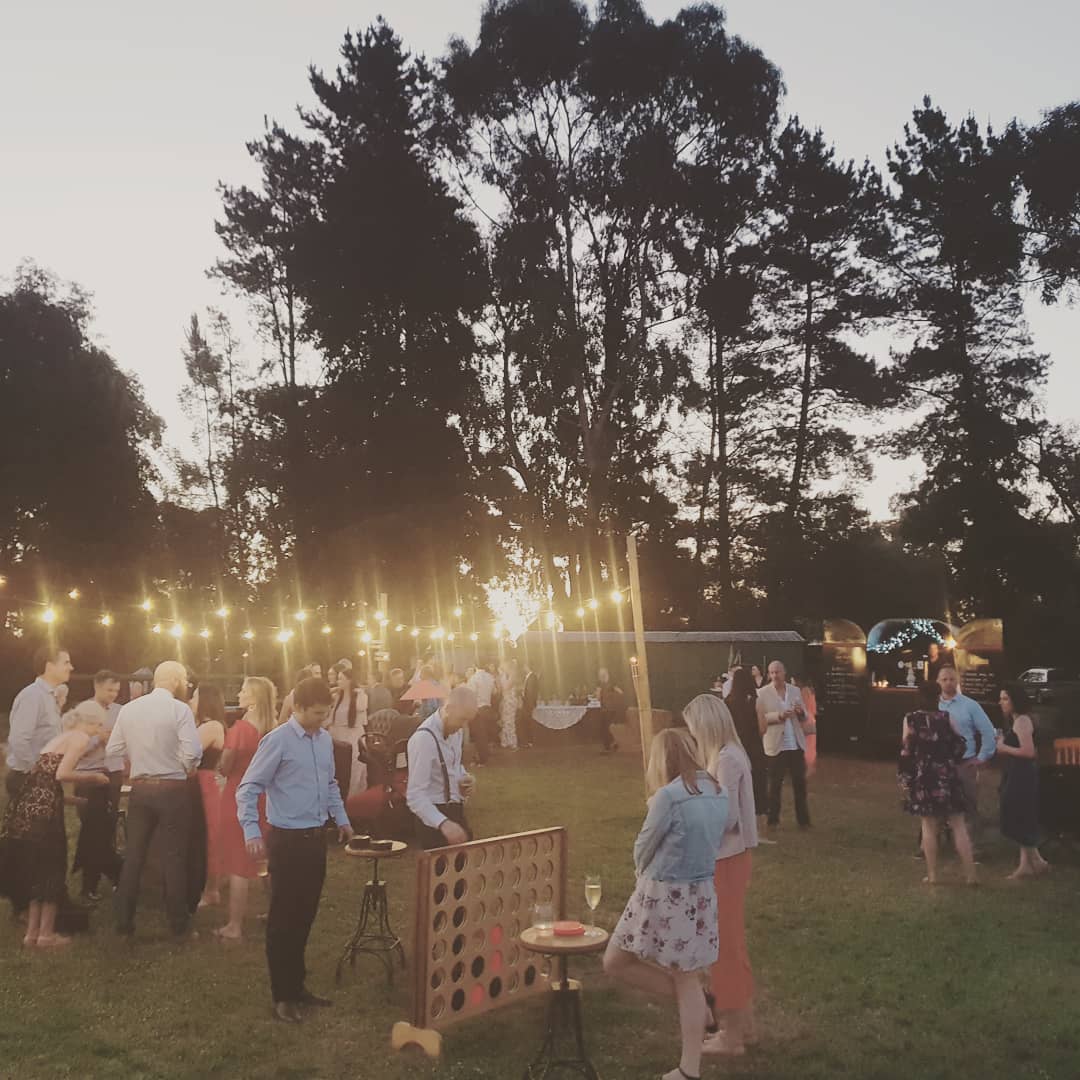 #itashawthing ... Outdoor weddings rock #exclusivephotobooths