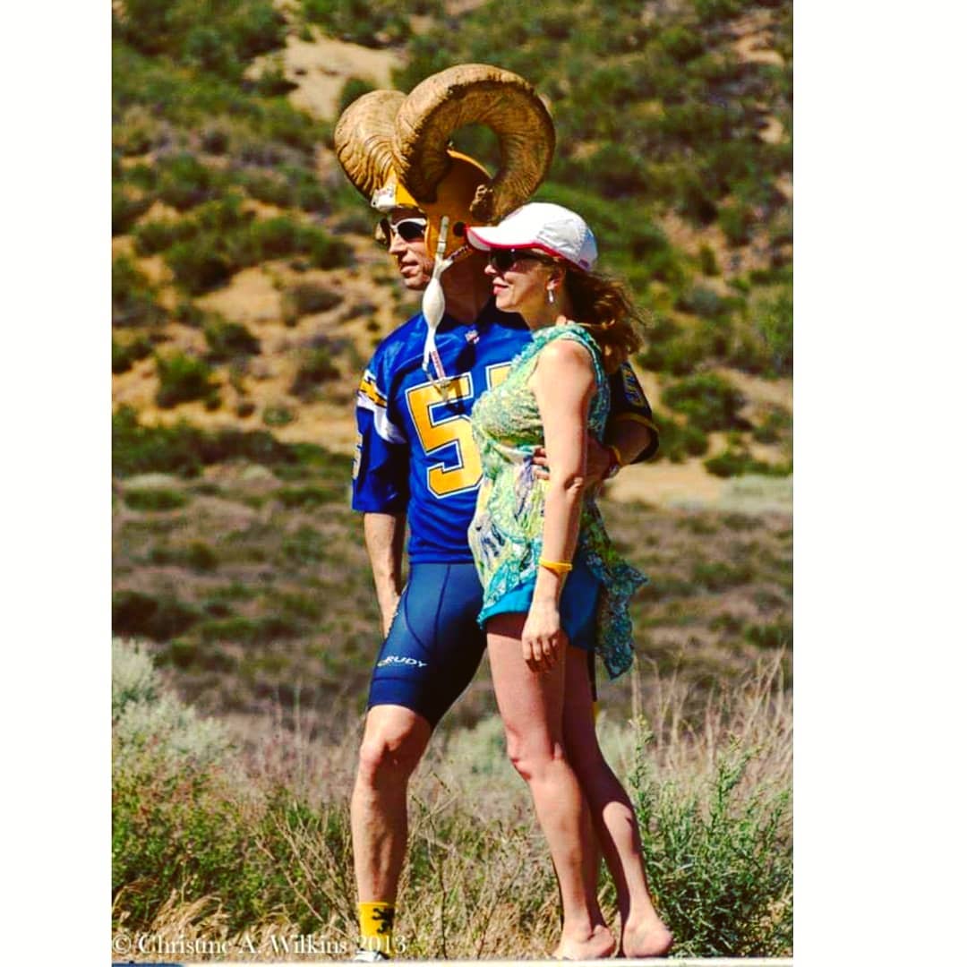 I said hey Honey, take a walk on the wildside.
2013 Tour of California, Stage 3 / Santa Clarita.
On stage 2, Tour record heatwave temperatures maxed at 120 degrees KOM finish Palm Springs Tram Mountain Drive where many riders were heat stroked and hospitalized.
On stage 3 - Peter Sagan racked up his 9th career stage win after 110.1 miles - 6,217 feet - 4:20 hours! Sagan dedicated his victory to teammate
Mauro da Dalto who suffered a heat stroke and was taken to the hospital. "I was happy I could take this victory for him." Stage 3 Results
SVK 1 SAGAN, Peter (CANNONDALE) 4:20:31 hrs
AUS 2 MATTHEWS, Michael (ORICA GREENEDGE)
USA 3 FARRAR, Tyler (GARMIN SHARP)
#tourofcalifornia #petersagan #antlerman
#doreholte #ragingstag #sdchargers
#maurodadalto #heatinthestreet #jensie
#jensvoigt #heatwave #uci #cyclingnews #bicidacorsa #teamcannondale #cyclingphotography #cyclingfan
#mascot #juniorseau #superbowlxxix #cte
#rudyproject #borahteamwear