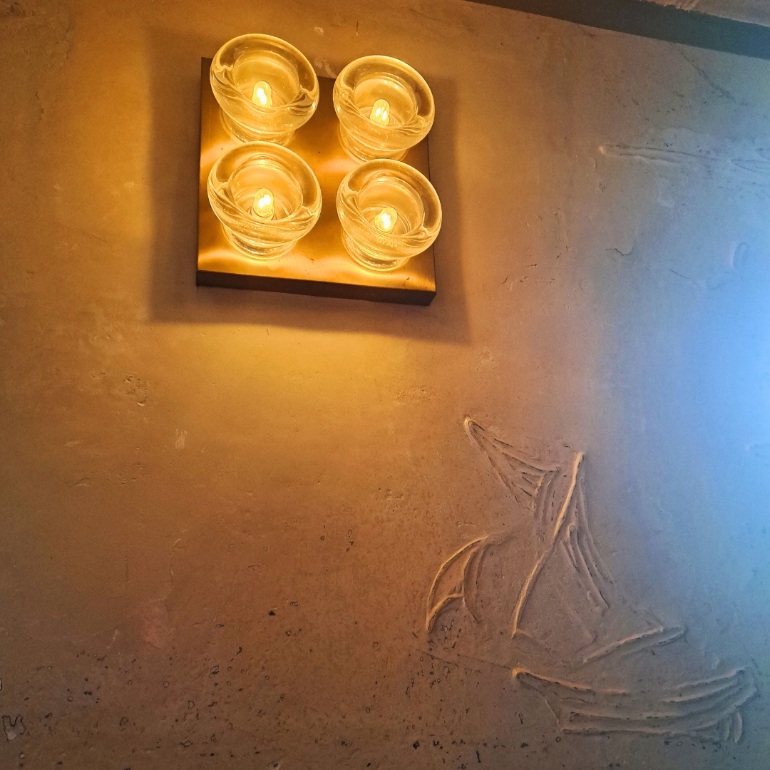 It's all about the details ⛵⚓💡
Even in bad weather, the Damm Bar invites you to have a good time 💫
#feierabendbier #lettenzuerich #drinks #birra #bar #wipkingen #cerveja #wine #food #ipa #limmmat #cheers #openair #beers #limmatlove #kreis10 #kafifuerdich #chreischeib #züri #gastrozürich # #dammfuerdich #letten #züribier #cocktails #kunterbunt