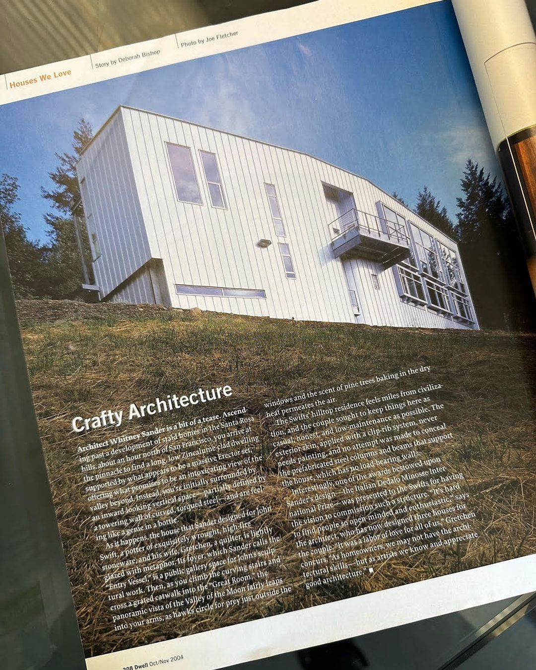 Throwback to two amazing projects that were given coveted spots in Dwell magazine🏡✨
_
_
_
_
#TBT #InteriorDesign #DesignInspiration #DwellMagazine #modernliving #residential #architecture #newblogpost #losangelesarchitects #residentialarchitects #californiaarchitects #steelstructure #memories