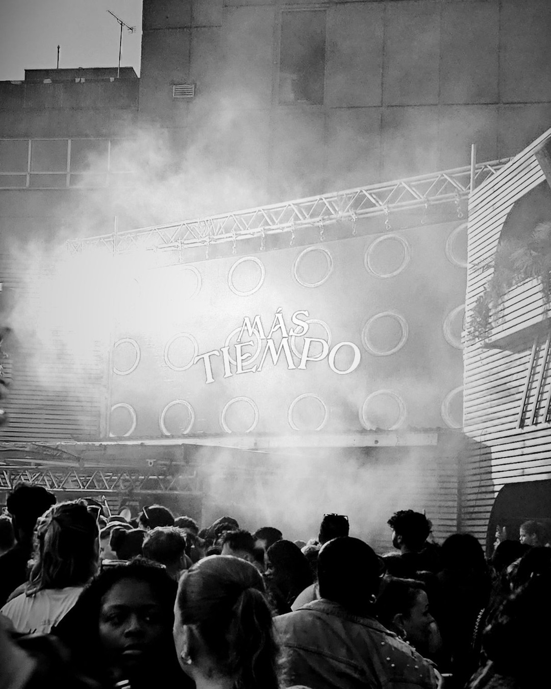 Throwback to the summer when the @mastiempolive crew were bringing the moves to our Margs at @thecauselondon