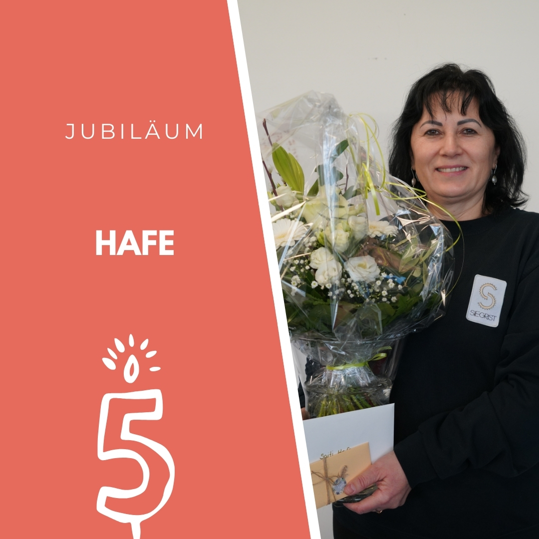 5 JAHRE ENGAGEMENT ✨
Ein grosses Dankeschön an Hafe für fünf Jahre Einsatz und Treue bei der W. Siegrist AG.
Dein Engagement ist von unschätzbarem Wert, und wir freuen uns, dich in unserem Team zu haben! 👏🎊
A big thank you to Hafe for five years of commitment and loyalty to W. Siegrist AG.
Your commitment is invaluable and we are delighted to have you in our team! 👏🎊
#wsiegristag #5Jahre #Engagement #Treue #Glückwünsch