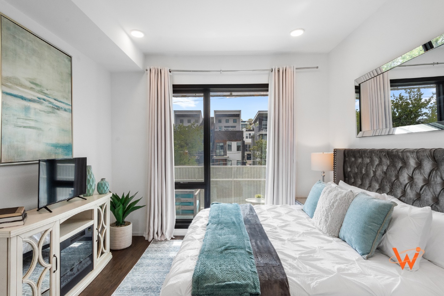 📸 Picture-perfect spaces, captured for you! Work with WATTSi ✨ https://www.wattsi.com/
#3dtour #realestate #realestatephotography #nashville #photography #nashvillephotographer