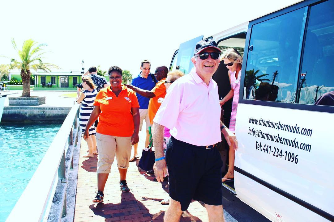 Big Smiles, Great Service,
Tours & Transport
Book Titan Today!
Interested?
Email: info@titantoursbermuda.com
Phone: +1 4412341096