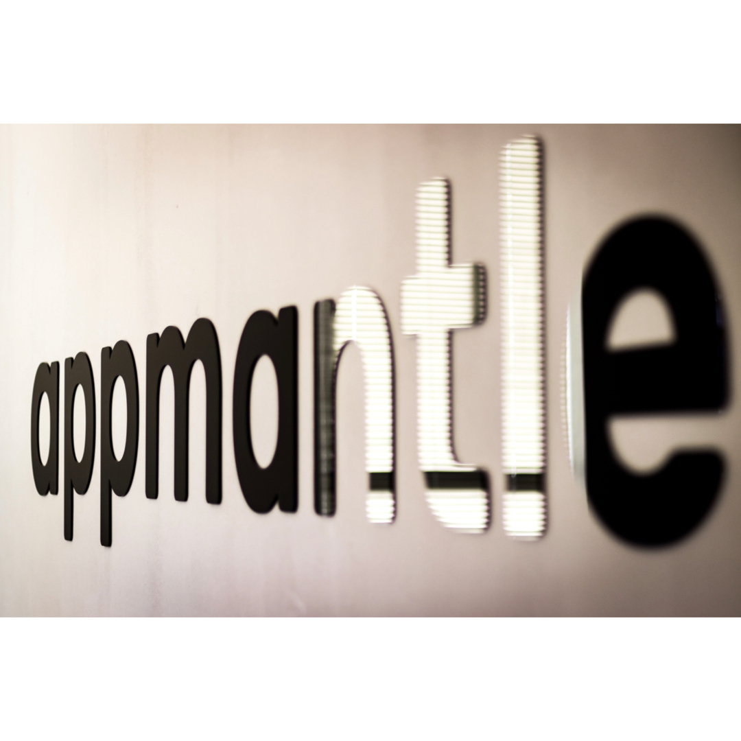 Working @appmantle office for a few hours. Always a good time visiting them.
#photography #office #business #portrait #appdevelopment #startup #foundedinGroningen #canon80d