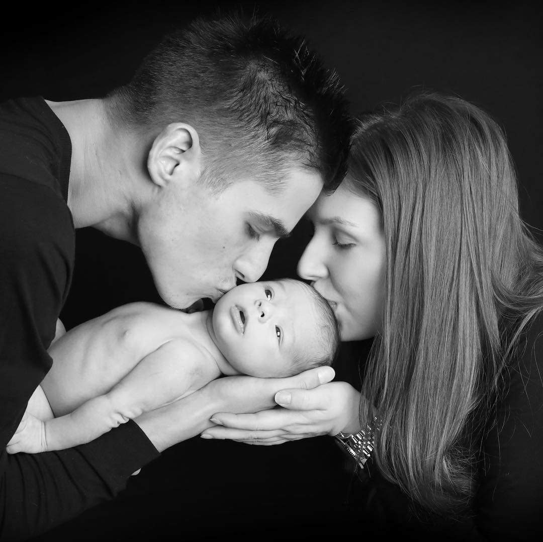 Quick shot from today’s photo session. He did sooooo good and posed like a little model!
#newbornphotoshoot #calgaryphotographer #yyctoday #calgarylife #momsofinstagram #theygrowtoofast #babyphotos #calgarybabyphotographer #yycmoms #calgarybabies #calgarykids #littlelaughs