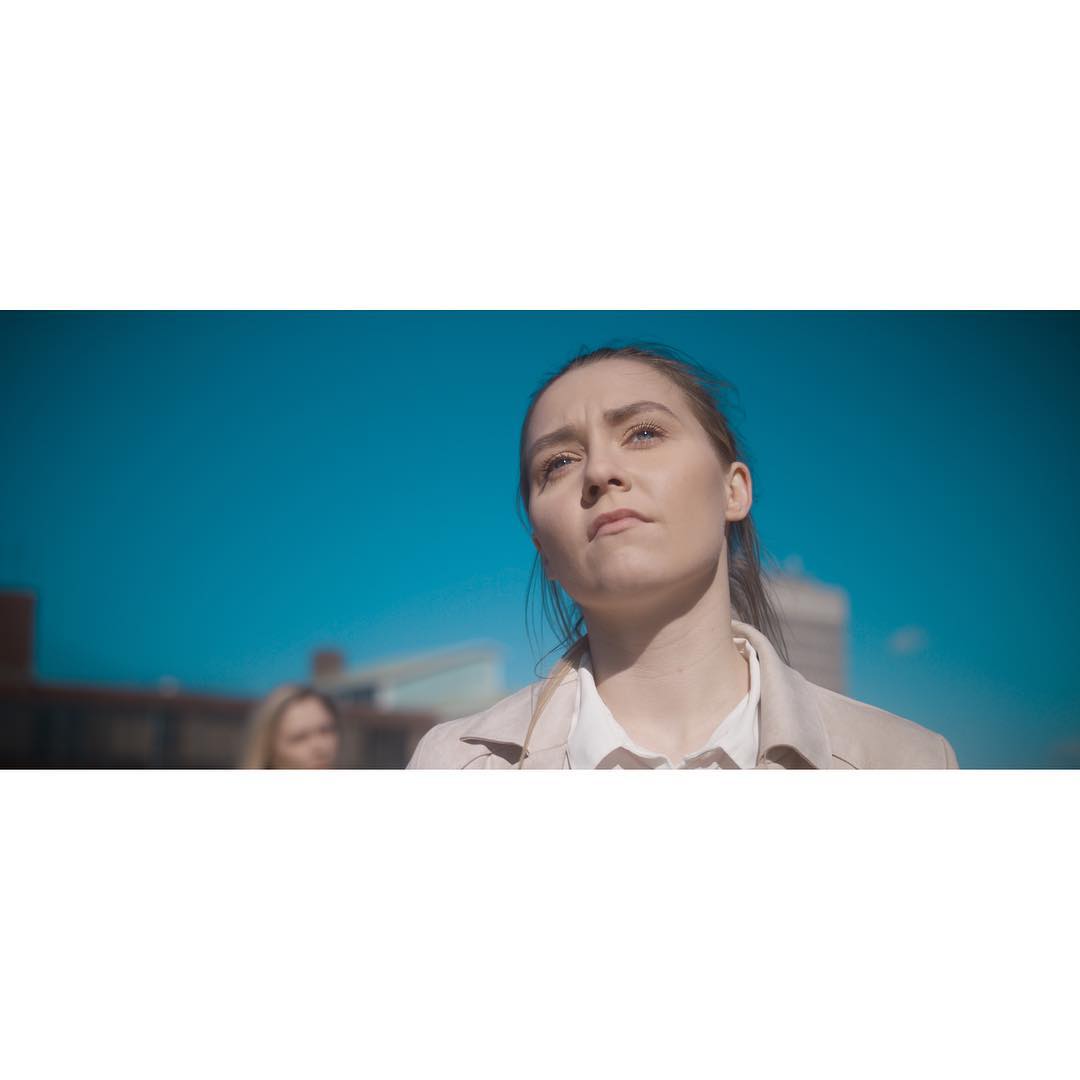 Today’s shoot, making the most of the sunlight! 
Filming a new short for the incredible @hayleyjoyd 🎥