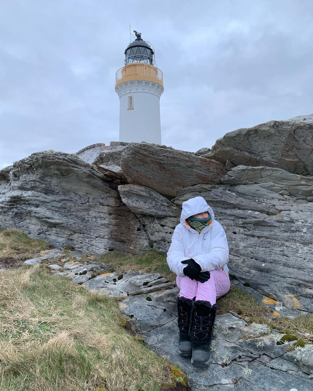 Breathing the sea and watching the sea birds pair on the cliffs of Bressay nourishes me.
We’ve been on the road for about 8 weeks now and travelling in a vintage car is an extraordinary and fabulous way to experience the landscape and different cultures; but honestly - it can become quite exhausting.
I’m really enjoying some regeneration time and plan later today to bring out my paper and water-colour pencils and connect more deeply with this most exquisite coastline and the rituals of the mating sea birds.
Soul-filling time for me.
.
.
.
#adventurer #lighthouse #shetlands #bressaylighthouse #seabirds #nourish #livelifehappy #happydays #content #soulfood #soulful_moments #roadtrip #vintagecar #adventuregirl #livelifetothefullest #livelife #befree #freespirit #cliffs #knittersofinstagram #knitagram #knittingaddict #knitaddict #knitter #knitoholic #scotland #shetlandislands