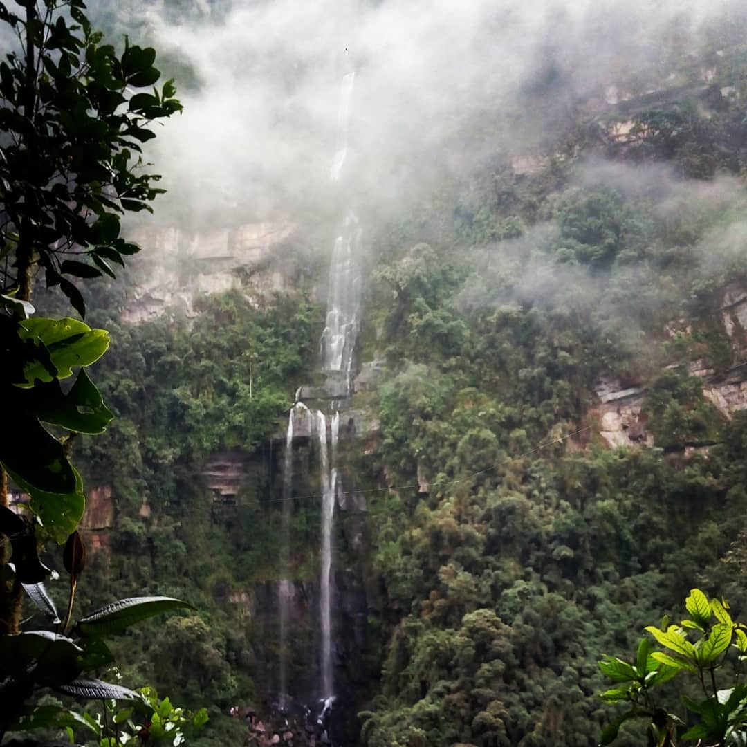 Do you like hiking? Do you like mountains? Some places are impossible to reach by bike, but they are really worth visiting. That’s why some of our Tours are complemented with amazing hikes! 🇨🇴 🚶♂️+⛰️=🎉🎉 #hikingtour #Colombia #mountain #hikeholic #outdoors #sportholiday #andesmountains #hikingseason