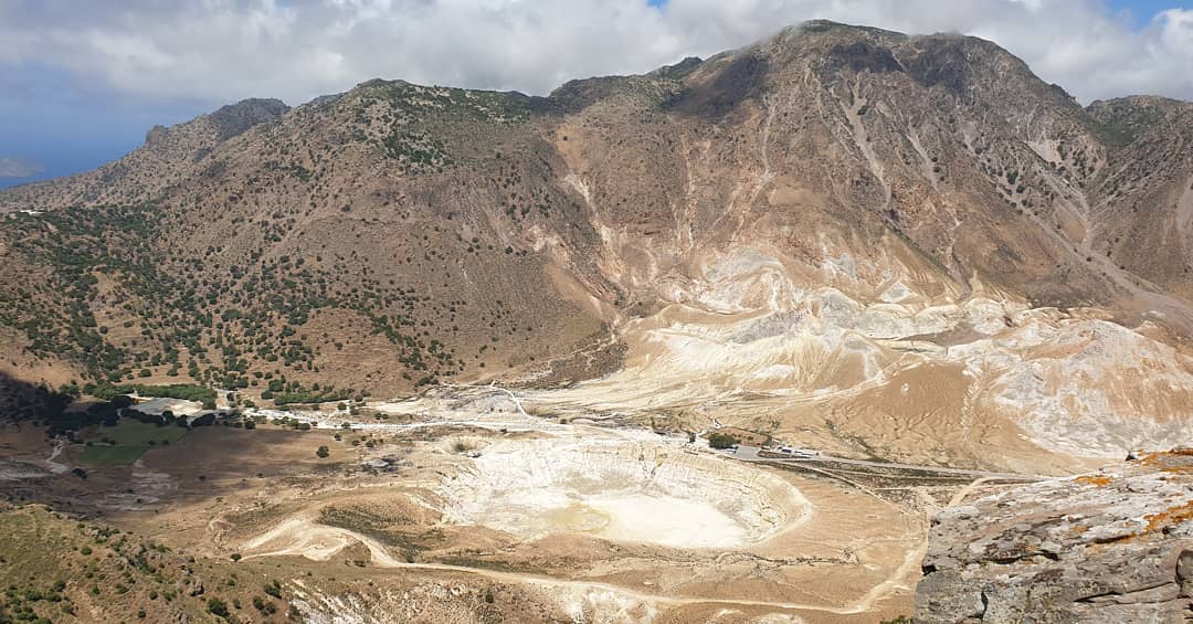 Spectacular view today from Nikia. The grumpy Polybotes crater surrounded by hills and Stefanos. You can also come here and take part in this adventure and see it!
Przecudowny widok na nasz krater. Polybotes między wzgórzami oraz Stefanos na pierwszym planie.
Zapraszamy na wycieczki z nami!
#nisyros #greece #greekisland #tigakitours #holidays #travel #traveling #travelling #traveler #traveller adventure #stefanoscrater #volcano #kosisland #kos #wulkan #grecja #wyspakos #wakacje #nikia