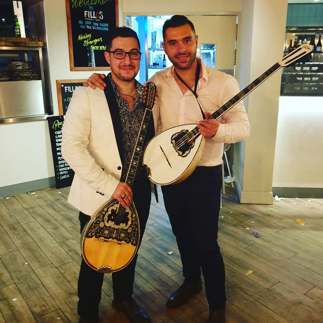 What a night! Happy 2nd Birthday @fillos_taverna_and_bar 🎉
Had a blast playing alongside @tommytsonis 🔥👌 #greek #greekmusiclive #bouzoukiplayer #bouzoukia #kefi #canberramusic #canberragreek #canberra #hellenicclubcanberra #duelingbouzoukia
