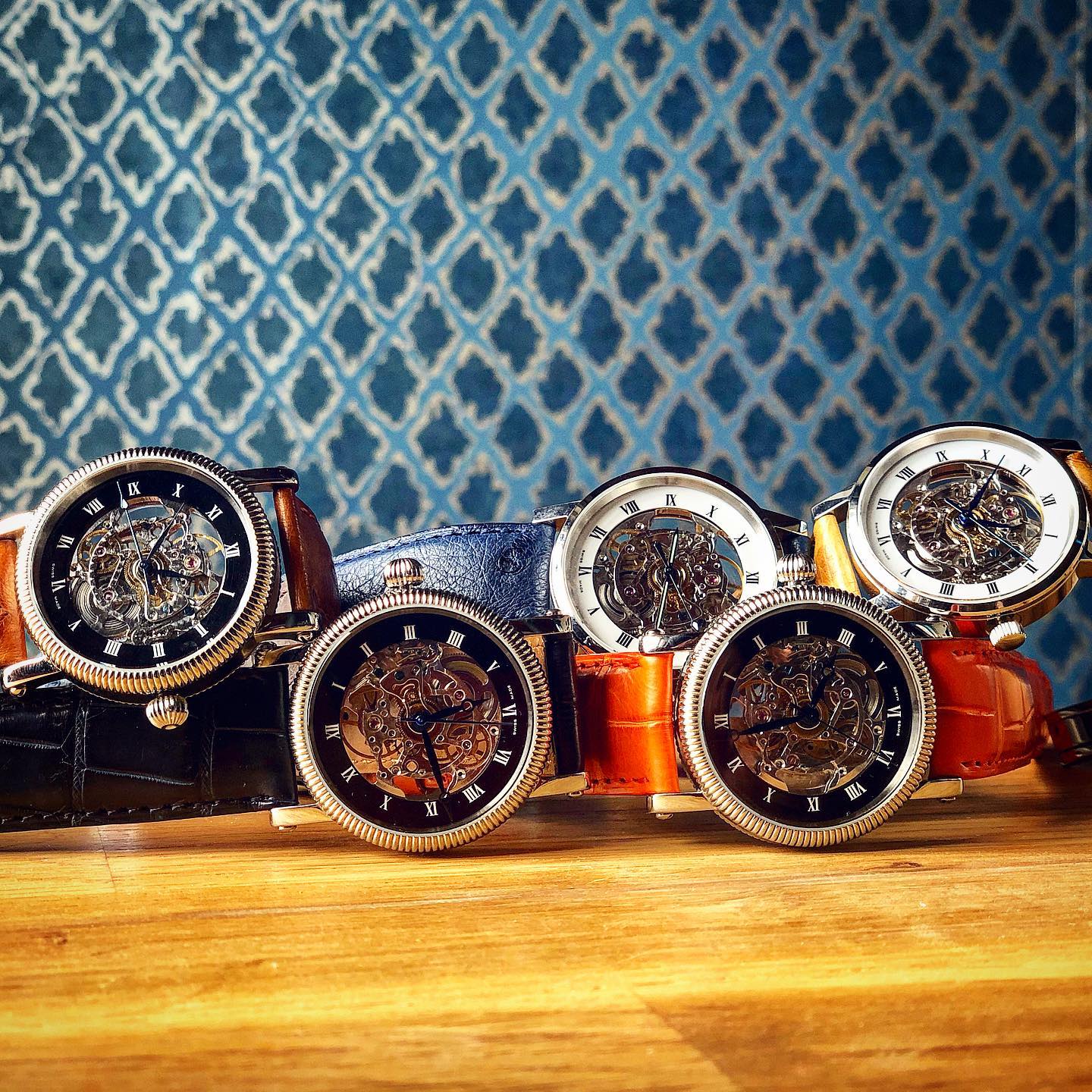 Cinq sur cinq sur toi !
.
.
.
.
.
.
.
.
.
.
.
#iwi
#iwiparis
#montre
#watch
#watchoftheweek
#swissmade
#madeinparis
#montresquelette
#horlogerie
#luxe
#watchoftheday
#style
#love
#paris
#time
#mecanicalwatch
#bracelet
#picoftheday
#mouvement
#eta
#montrefemme
#montrehomme
#accessories
#mode
#watchlover
#luxurywatches
#watchphotography
#watchmaker
@iwiparis