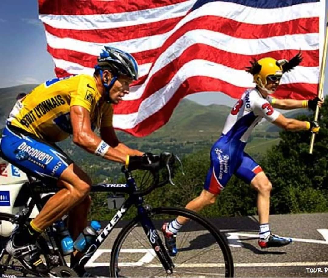 The Raging Eagle has landed in AFRICAN sourced 90 F degree Heat in the Street, Queen Stage 15, 2005 Le Tour de France, Pyrenees.
BIG George HINCAPIE joins an early 15 rider break at 28 kms in, which grows to a 19 minute gap on GC contenders Armstrong, Basso, a failing Ullrich and a failing Rassmussen! Johan gifts HINCAPIE a license to kill rather than Armstrong servitude and at 5km from Pla d'Adet summit finish HINCAPIE & Pereiro dual it out alone until 300 meter sprint finish BIG GEORGE lifetime achievement award while Armstrong marks Basso to the tie finish 5 minutes later!!! Pereiro duals Cadel Evans to win sprint finish the following day while taking a page out of HINCAPIE'S playbook.
Notice FABIO CASARTELLI tribute armband RIP on Armstrong as the route just passed Fabio's memorial on the Portet d'Aspet.
Big thanks for this MAILLOT JAUNE image of Lance by PRO TOUR photographer with the bazooka lens camera! Freeze Frame legends!
#georgehincapie #hincapiegranfondo
#hincapiesportswear #hoteldomestique
#wedu #themovewedu #lancearmstrong
#oscarpereiro #ivanbasso #fabiocasartelli
#letourdefrance #ragingeagle #ragingelkman #maillotjaune #pyrenees
#teamdiscovery #wedu #pattraversband
#jgeilsband #licensetokill