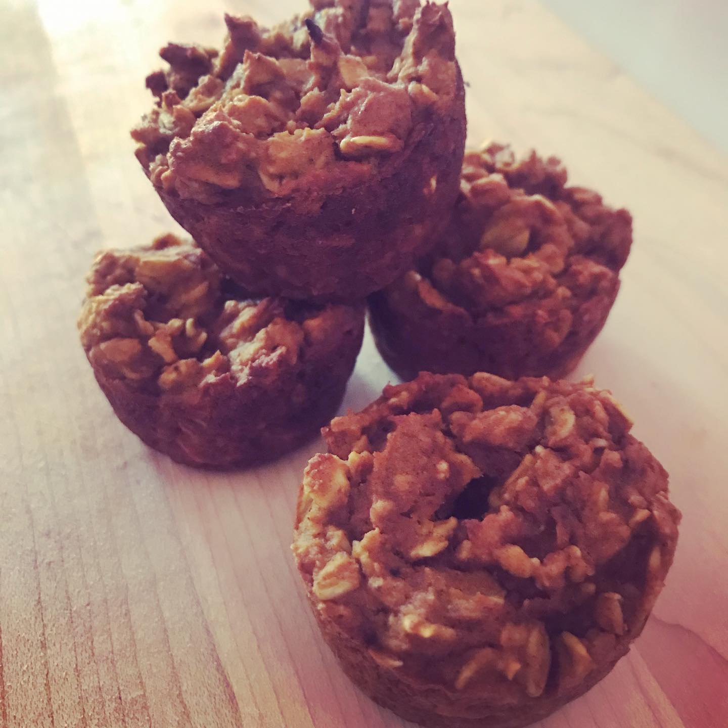 🍂F R I D A Y F O O D🍂
-
Every time I post these mini pumpkin muffins in my stories, I get tons of people asking for the recipe. -
While I’ve tried tons of different recipes, I’ve found @toneitup to be one of the best (although I tweak it just a bit).
-
So, here goes:
-
*1 cup pumpkin puree
*1/4 cup unsweetened applesauce
*1 TBSP vanilla extract
*2 TBSP melted coconut oil
*1/4 cup unsweetened plant milk
*1/4 cup pure maple syrup
-
*1 1/2 cups old fashioned oats
*1 tsp baking powder
*1/2 tsp baking soda
*1/4 tsp salt
*1 tsp cinnamon *1/2 tsp pumpkin pie spice
*2 scoops protein powder ( I use plain pea protein but you could use a vanilla flavored protein - just make sure it’s clean and free of junk)
-
Optional toppings: walnuts, shredded coconut, mini dark chocolate chips
-
Preheat your oven to 350° F and spray your muffin tin with coconut oil spray. Mix wet ingredients and add to your mixed dry ingredients. Fill mini muffin tin (should be about 16 muffins). Sprinkle toppings of choice and bake for 18-20 min.
-
These are good right out of the oven, right of the fridge, or warmed and topped with some almond butter. Yum!
-
Do you have a favorite pumpkin recipe?
-
#fridayfood #foodfriday #alohafriday #fridayrecipes #recipes #easyrecipes #healthyrecipes #pumpkinrecipes #pumpkinseason #pumpkinmuffins #toneitup #holistichealth #holistichealthstudent #gradstudent