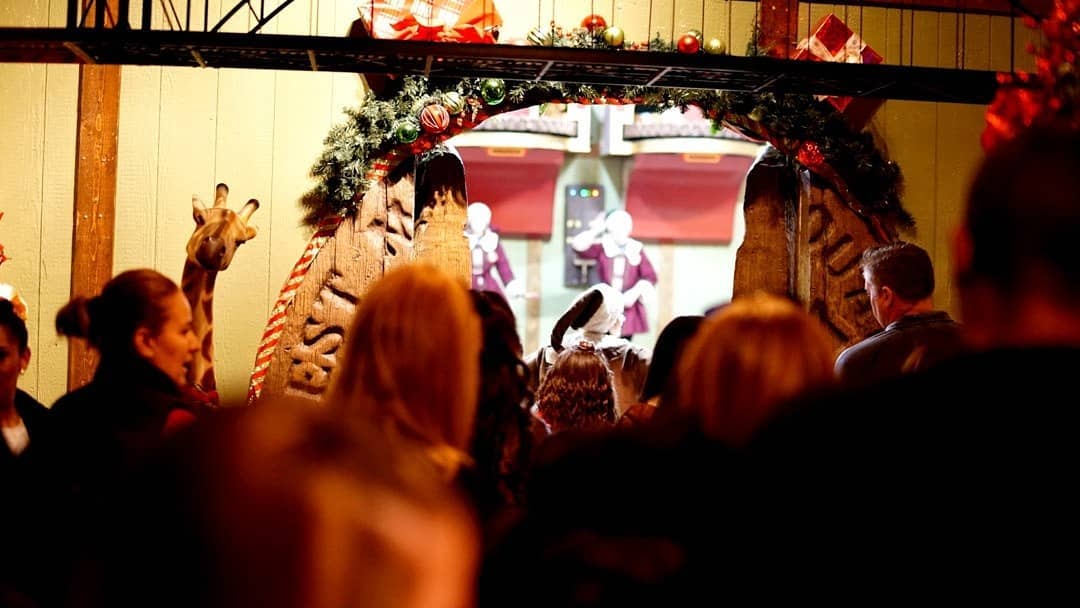 Something wonderful is around the corner. Will you seize the day? Join the NPX cast this season! Link in bio.
.
.
.
#npxcasting #npxcasting2019 #jobopportunity #hiring #seizetheday #merrychristmas #bestjobever