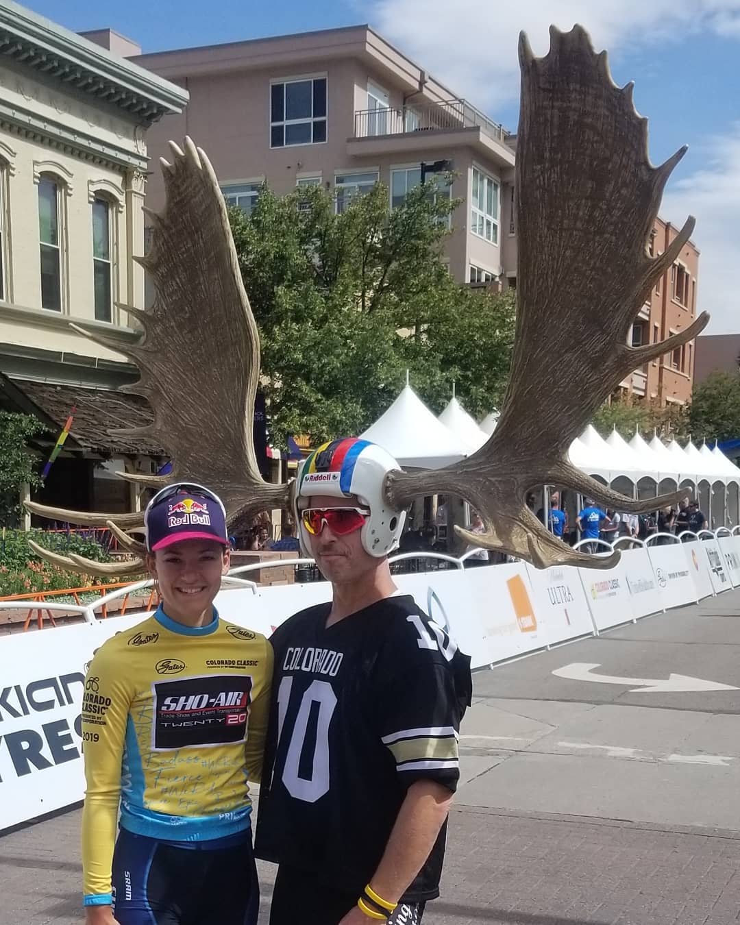 Port Townsend, Wa. resident Chloe Dygert- Owen was just crowned WORLD CHAMPION of Elite Time Trial again blowing the bottom brackets off of the DUTCH GIRLS supremecy & rainbow jersey reign!!! Chloe now owns 8 WORLD TITLES at age 22! I just witnessed
her domination of the COLORADO CLASSIC PRO, where she made history winning all 4 stages of the Tour!!!! In fact, since early July, she is undefeated in every race (7) she has lined up for! What's wrong is you must pay premium cable TV feed to view her attempt to win her 9th WORLD TITLE tomorrow Saturday Sept. 28th on NBCSN or FUBO TV. More kids need exposure to Chloe's story for the good of the kids, bikes sales, USA racing and womens pro cycling. Cable TV is no help and kills the expansion of pro cycling events in the USA.
#uciworldchampion #uci #uciyorkshire2019
#ragingelkman #coloradoclassic #chloedygert #goldencolorado
#shoairtwenty20 #rudyproject #mtborah #coloradobuffaloes #rainbowjersey #loganowen #porttownsend #olympicpeninsula #amgentour #toc #annavanderbreggen #annemiekvanvleuten
#amberleoneneben #leahthomas
