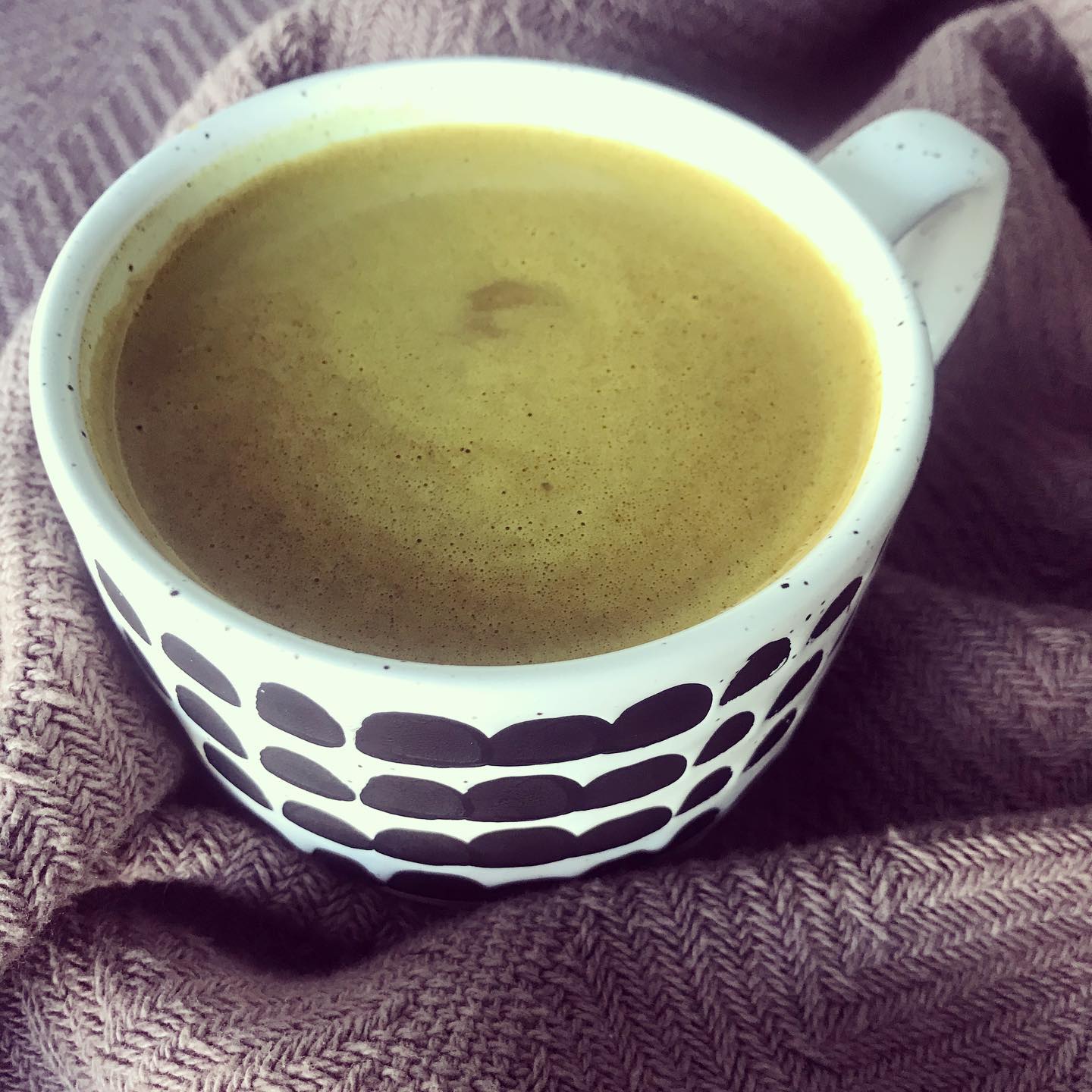 🍵C O Z Y 🍵
My go-to morning routine usually included making some type of warm drink, whether it’s coffee, chicory or matcha. -
But not just any matcha, I make a Mocha Maca Matcha. Say what? It’s rich and creamy and oh, so cozy. Packed full of superfoods makes it extra nourishing. Here’s what I use (recipe adapted from mylifecookbook.com):
-
🌱1/4-1/2 tsp matcha: super antioxidants
-
🥛1 cup non-dairy milk: -
🥥1 TBS coconut oil: promotes heart and brain health and balances hormones (among a ton of other benefits)
-
🍁1 TBS (or less) pure maple syrup: not pancake syrup, the real deal - it adds a bit of sweetness without spiking your blood sugar levels
-
🌱1/2 tsp cinnamon: anti-inflammatory, great for blood pressure
-
✨1 tsp turmeric: amazing anti-inflammatory, especially for joints, and improves brain health
-
▪️1/4 tsp black pepper: helps for the absorption of the turmeric
-
🌱1 tsp maca: powerhouse for energy, focus and libido, and also said to help with depression
-
🌱2-3 tsp raw cacao powder: lots of magnesium, potassium and antioxidants
-
🌿30 drops holy basil: great adaptogen to boost immunity and help reduce stress by soothing nerves, lowering blood pressure and reducing inflammation, also has lots of antioxidants
-
Heat your non-dairy milk (I use coconut) on the stove over medium heat for about 5 minutes. Heat water in a kettle and add a small amount to matcha in your mug. Stir well and sit aside. To your blender, add all the ingredients and blend. Pour over the matcha and top with hot water to fill your mug. While I love that this process forces me to slow down to add all the ingredients, you can also premix a big batch of the dry ingredients and then add your desired amount to the wet ingredients when you’re ready to make.
-
Enjoy!
-
#mocha #maca #matcha #mornings #morningroutines #morningrituals #cozy #hygge #nourishing #autumnseason #fallseason #coolerweather #warmdrinks #mochamacamatcha #recipes #cozyrecipes #yummyrecipes