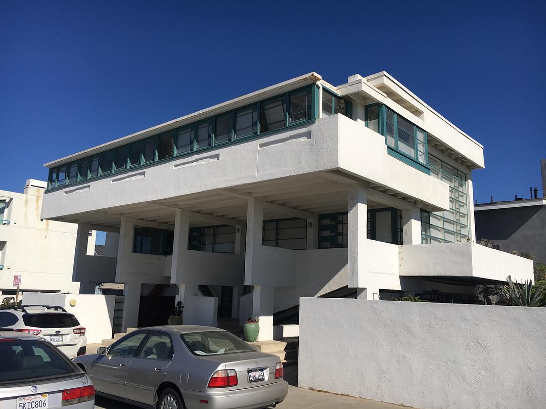 Visiting a gem. #schindler, #architecture, #losangelesarchitecture, #design, #modernarchitecture