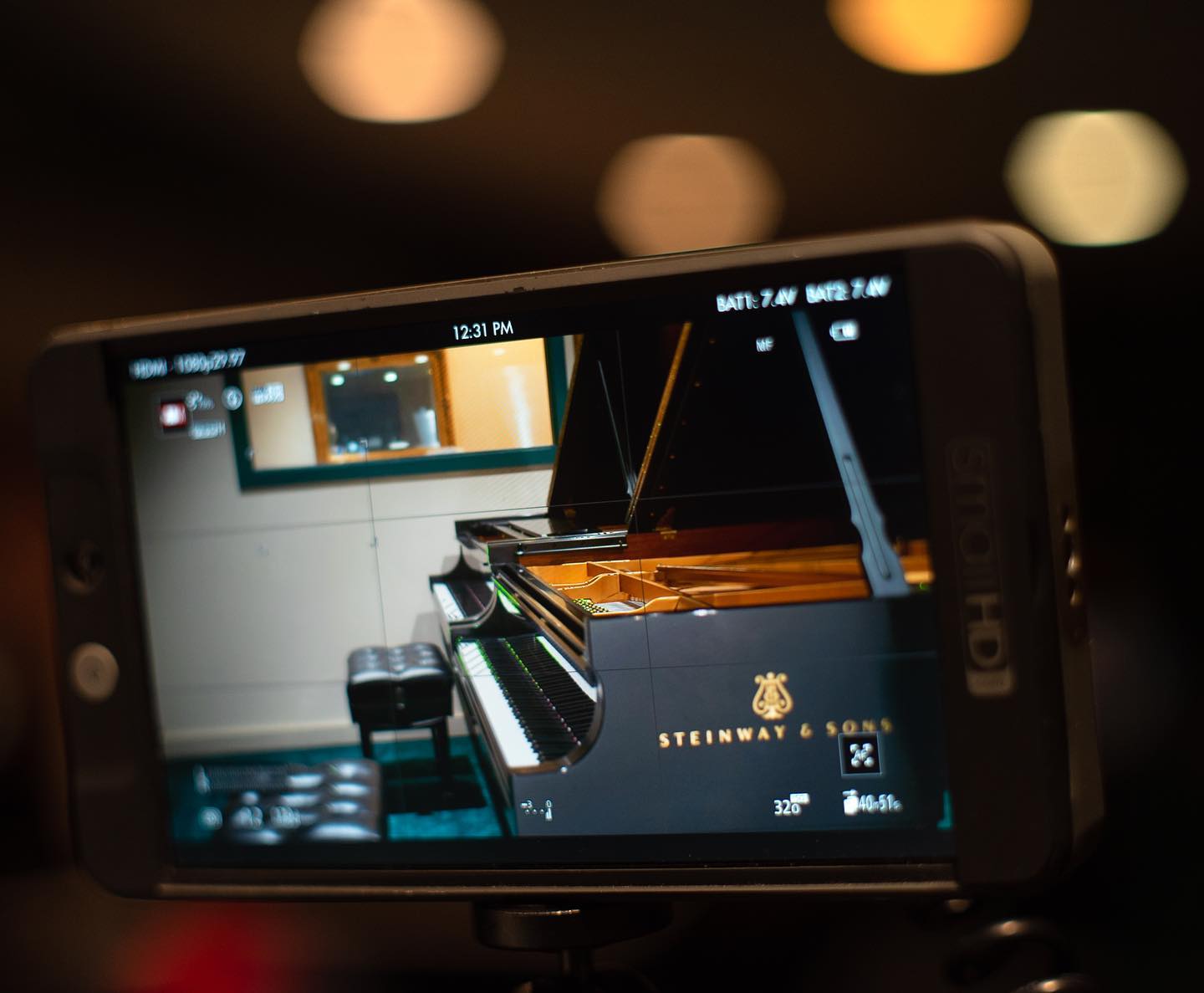 We concluded this week with recording the talented students of @zhu5957 at @jacobsmusiccompany. It is always a pleasure to work with young generation of classical musicians and see them take on the world. That’s why we treat audition recordings with special attention to get the best results.
#rectoday #audition #piano #steinwayandsons #steinwaypiano #recording #videoproduction #musicvideo