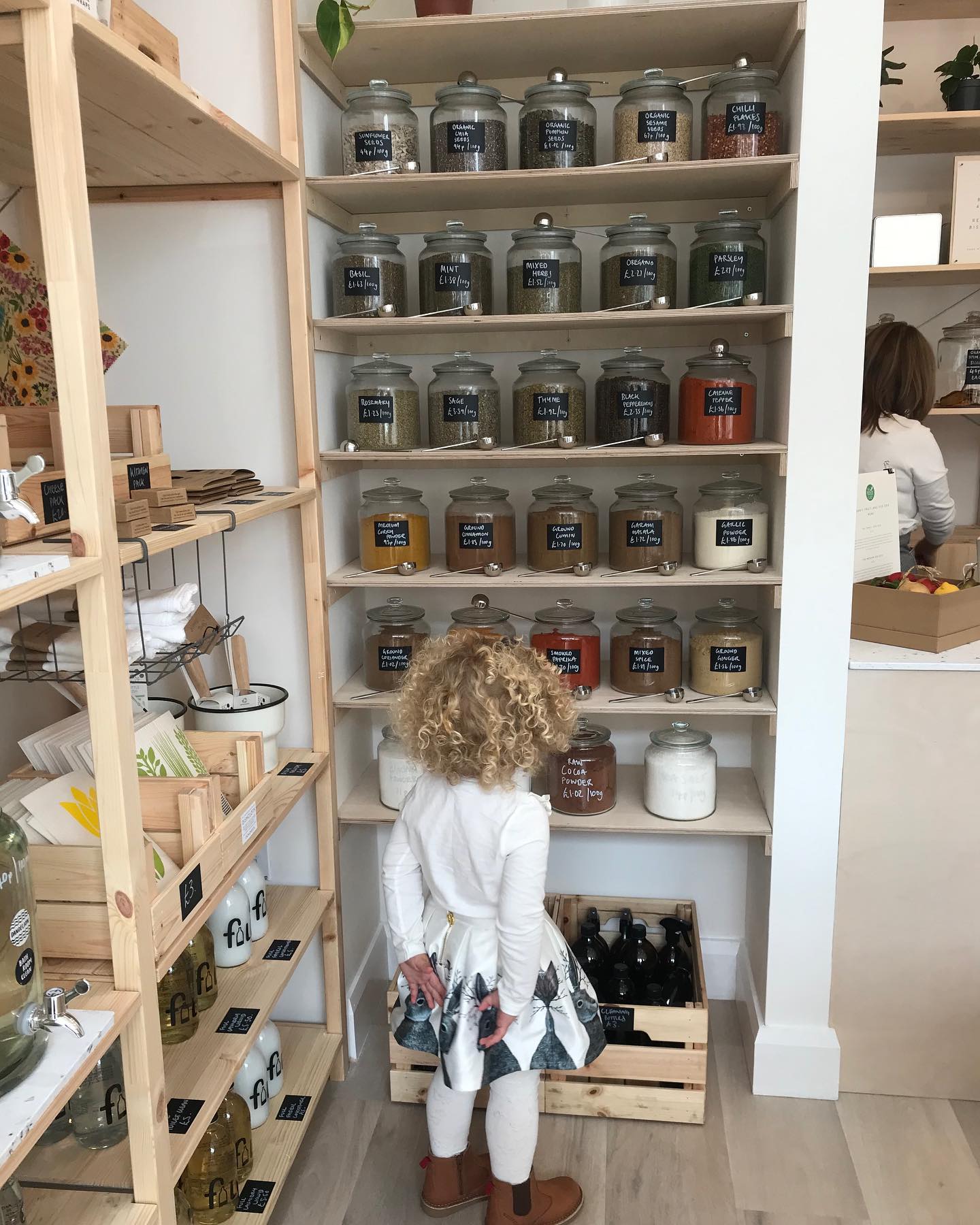 Had to share this cute picture of my littlest one Stella who has been sharing my journey this week on my quest to go plastic free. Whilst on our holidays in the North East we have been visiting all the refill stores that are popping up to buy stock for our larder and get some valuable tips on what to try and buy to make our home greener. We’ve stocked up on some beautiful brown glass bottles for shampoo and conditioner and can’t wait to try out the bars! All the clients I speak to are also really keen to design their homes towards a greener future - I can’t wait to keep learning and sharing #goinggreen #lardercupboard #refilling #plasticfree #greenerinteriors #mindfulliving #foodmanagement #organicfood #climatechange #climatechangeisreal @somethinggoodnewcastle