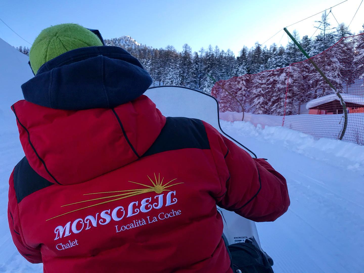 Happy place ❤️❄️🏔 Ci prepariamo per l’apertura invernale! Vi aspettiamo dal 7 Dicembre!
#winteriscoming #chaletmonsoleil #claviere #vialatteaski #vialatteasciaresenzaconfini #alps #italy #winter #mountain #skidoo #skiresort