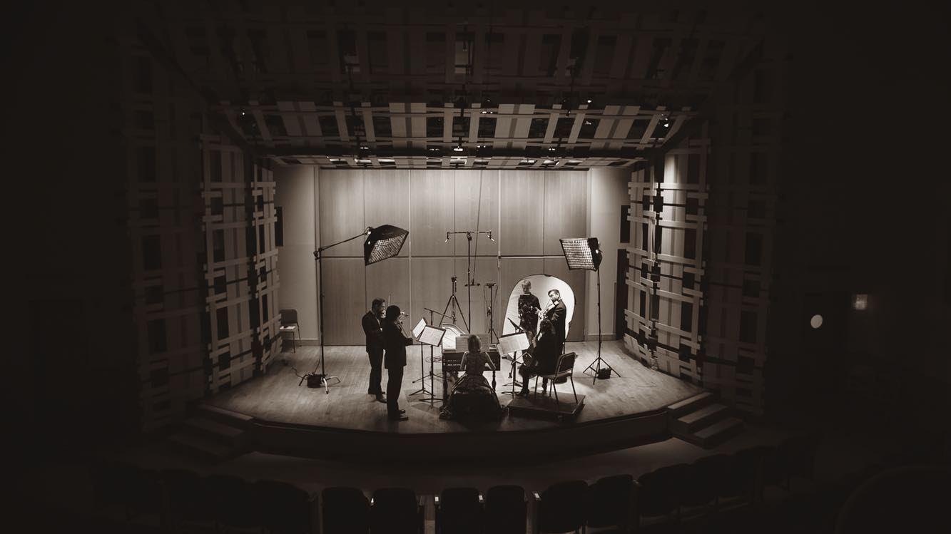 We had an amazing time yesterday at @templeuniv recording the group of fantastic musicians led by @annapianistka . Thank you for trusting us to capture these unique musical moments!
#rectoday #recording #musicvideo #harpsichord #violin #viola #cello #templeuniversity #videoproduction