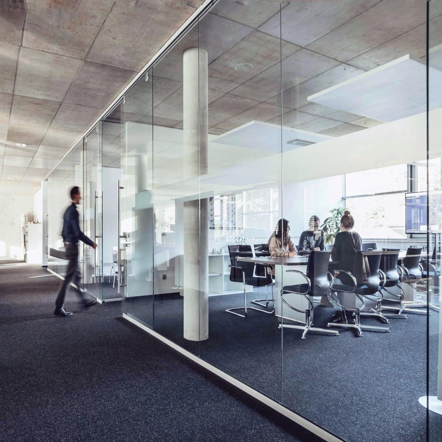 Letzte Arbeiten für dieses Jahr♥️
Kling Consult/Krumbach
.
.
.
.
.
#klingconsult #architekturbüro #architekturfotografie #corporate #corporatephotography #piasimonphotography #architecturephotography #design #interiordesign #instagood #büro #lovemyjob