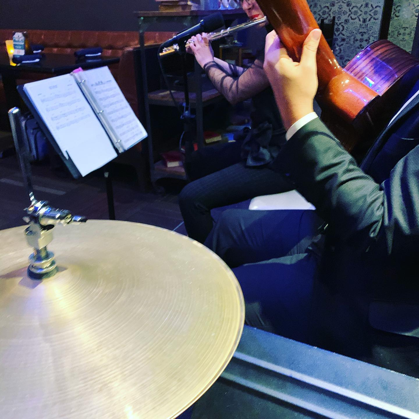 Had a great nye gig with @cristianperezguitar and @yanaflute
I now resolve to take better pictures at my gigs
.
.
.
#nye #gig #drummersofinstagram #photography