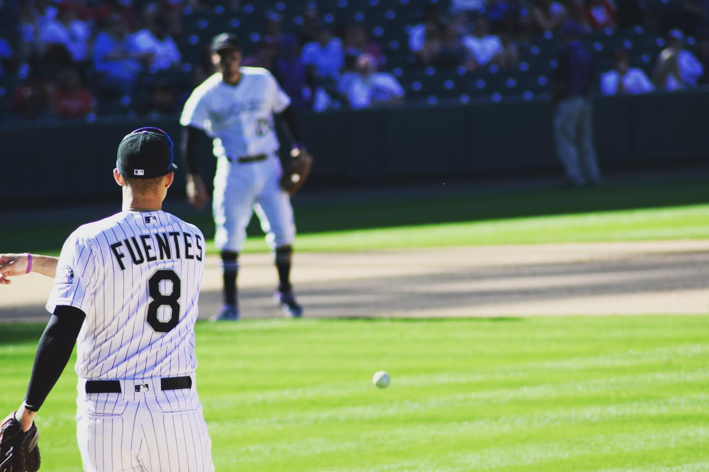 Have you ever wondered what it’s like to warm up with Nolan Arenado and Josh Fuentes? Swipe to find out.
#coloradorockies #nolanarenado #baseball #coorsfield #joshfuentes #rockies #nolanbeingnolan