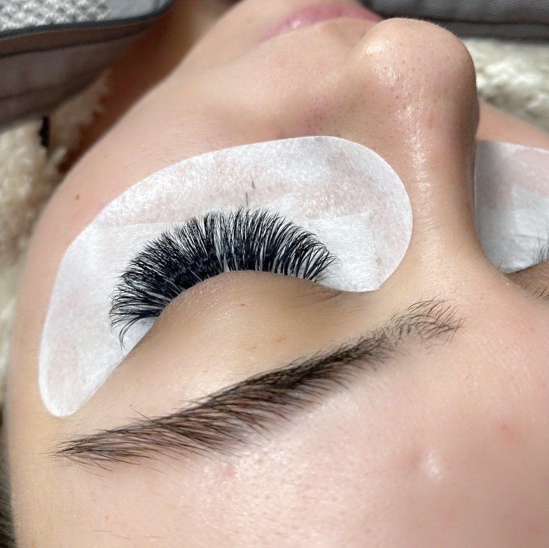 #Repost @lisa.blushlashbar
ใป
ใป
ใป
Fluffy lashes & fluffy brows is the combo that dreams are made of ๐ญ๐คโค๏ธ
.
.
#SDLashes #BellaLash #borbeletalashes #Extensions #LashArtist #LashArt #goldenhilllashes #southparklashes #esthetics #northpark #blushlashbar #northparklashes #LashExtensions #Eyelashes #Lashes #SanDiegoLashes #SDLashExtensions #LashExtensionsSD #chulavistalashes #LashExtensionsSanDiego #borboleta #xtremelashes #blink #lashboxla #lashmaker #smallbusiness #blushlashbar