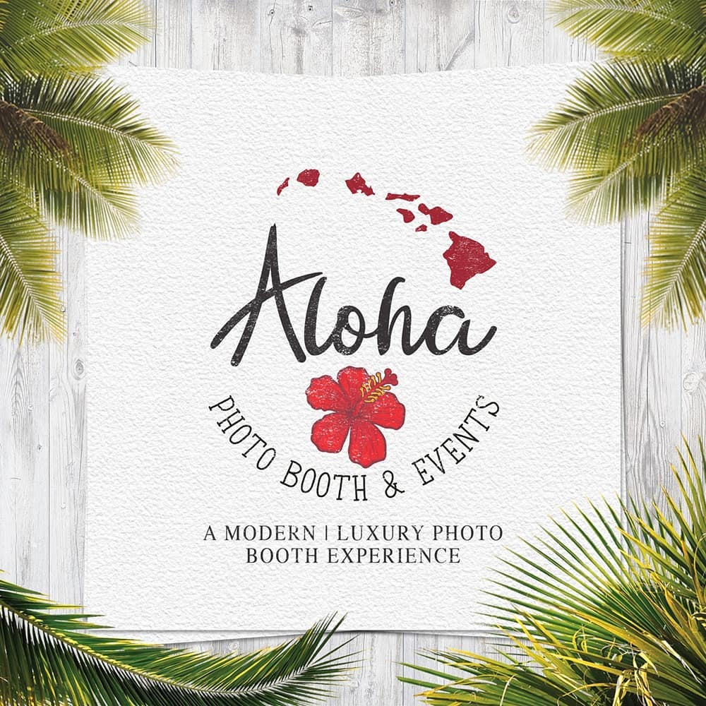 Capturing great moments, into great memories | Logo & Tablecloth Design (print).