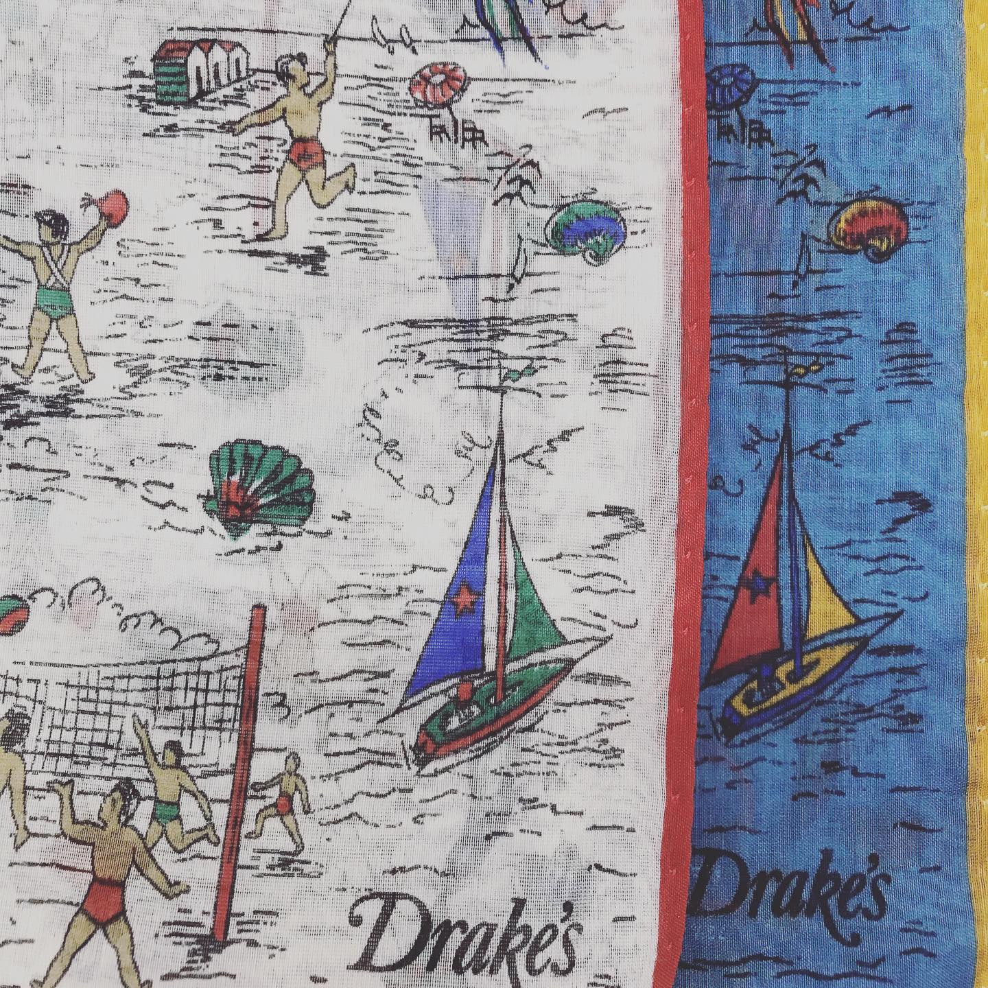 #glencheckandpaisley #zurich #drakes #handmade #pocketsquare #cotton #madetomeasure #summerfeeling