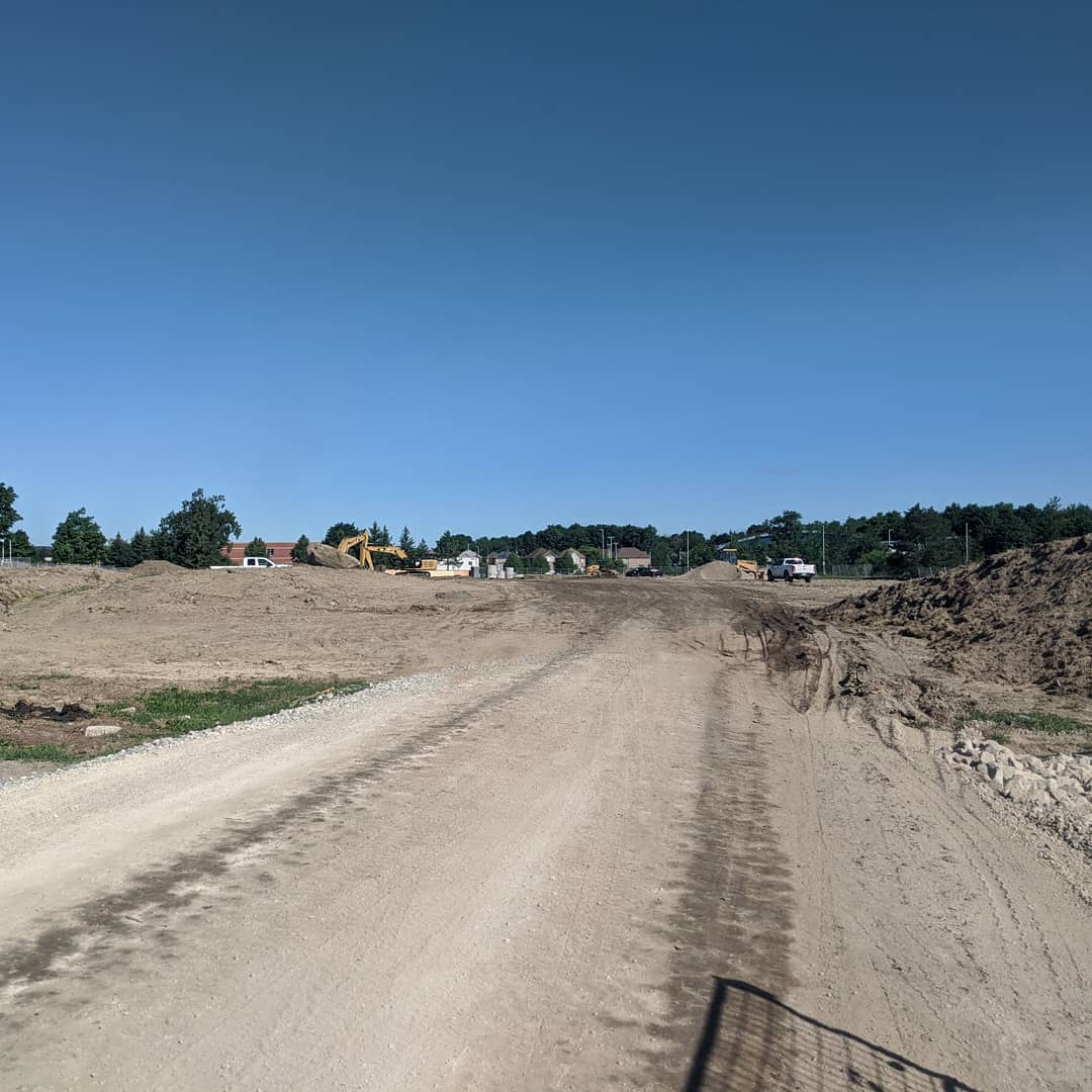 Blue skies and dry dirt at Sandalwood Park in Mississauga. Work is progressing on the City's lastest storm water management facility. @saugastormwater