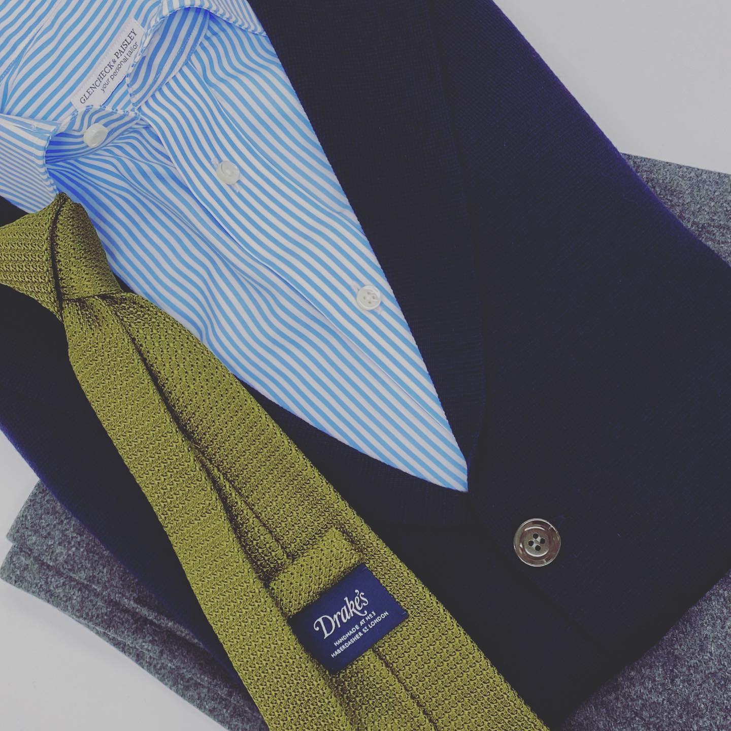 #glencheckandpaisley #drakes #tie #knittedwooljacket #stockerstrasse43 #madetomeasure #shirt