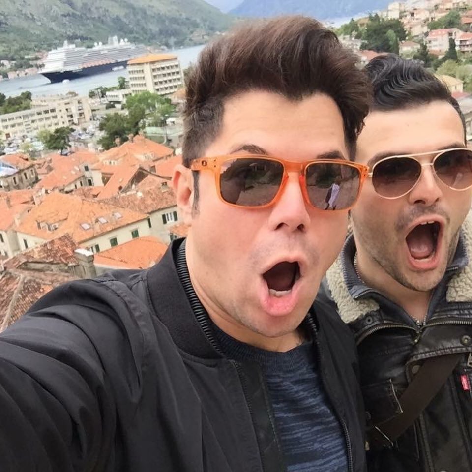 Happy Birthday, to this big guy! It’s been such a pleasure being your friend and creating all kinds of crazy and fun memories. I’m grateful that we were able to share the stage together and look forward to when we can again soon! Love ya, big guy! @theofficialmichaelcarrasco #birthdayboy #itsyourbirthday #celebrate #singer #brother #friends #friendship #cruiselife #birthday