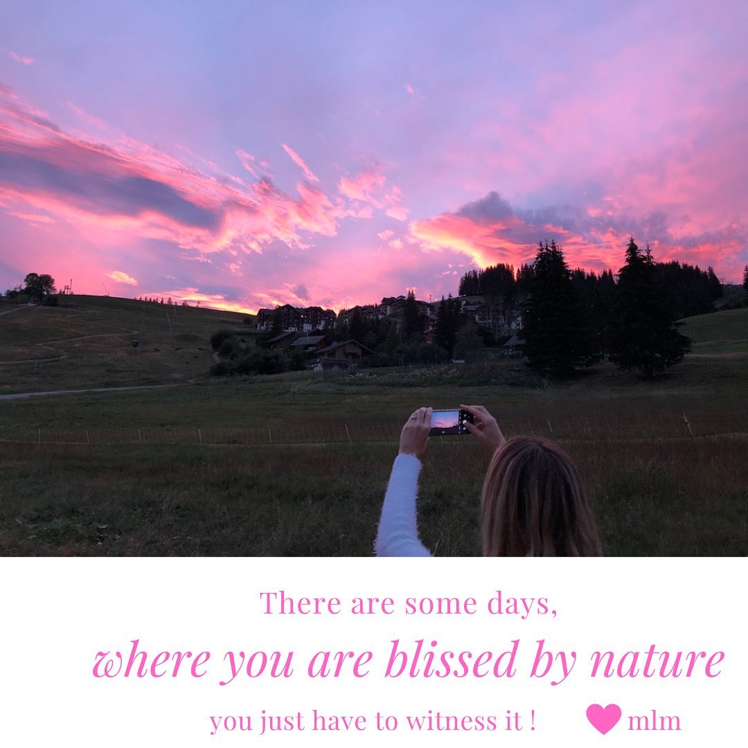 Blissed by nature #mothernature#bliss Il n'y avait pas que les enfants de moins de 8 ans qui avaient les yeux qui brillaient ! la partie la plus stressante était de gérer ses émotions quand le saladier de Marsh Mallow était vide 🤩 ! Heureusement que j enseigne ça avec Espace & Resonance ...#kundaliniyoga avec #vibrationkundaliniyoga, #manigod #marshmallow#espace&resonance#espaceresonancetalloires #espaceresonance#changeyourlife