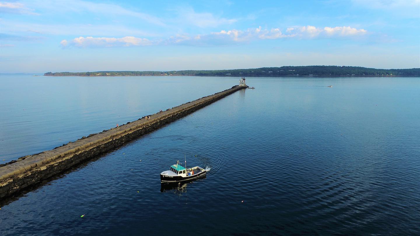 Rockland : Lobster Capital of the World : Home of Active Intelligence 🗺️ #rocklandbreakwater #lobster #droneservices #lobsterroll #homesweethome #dji #activeintelligence #rocklandmaine