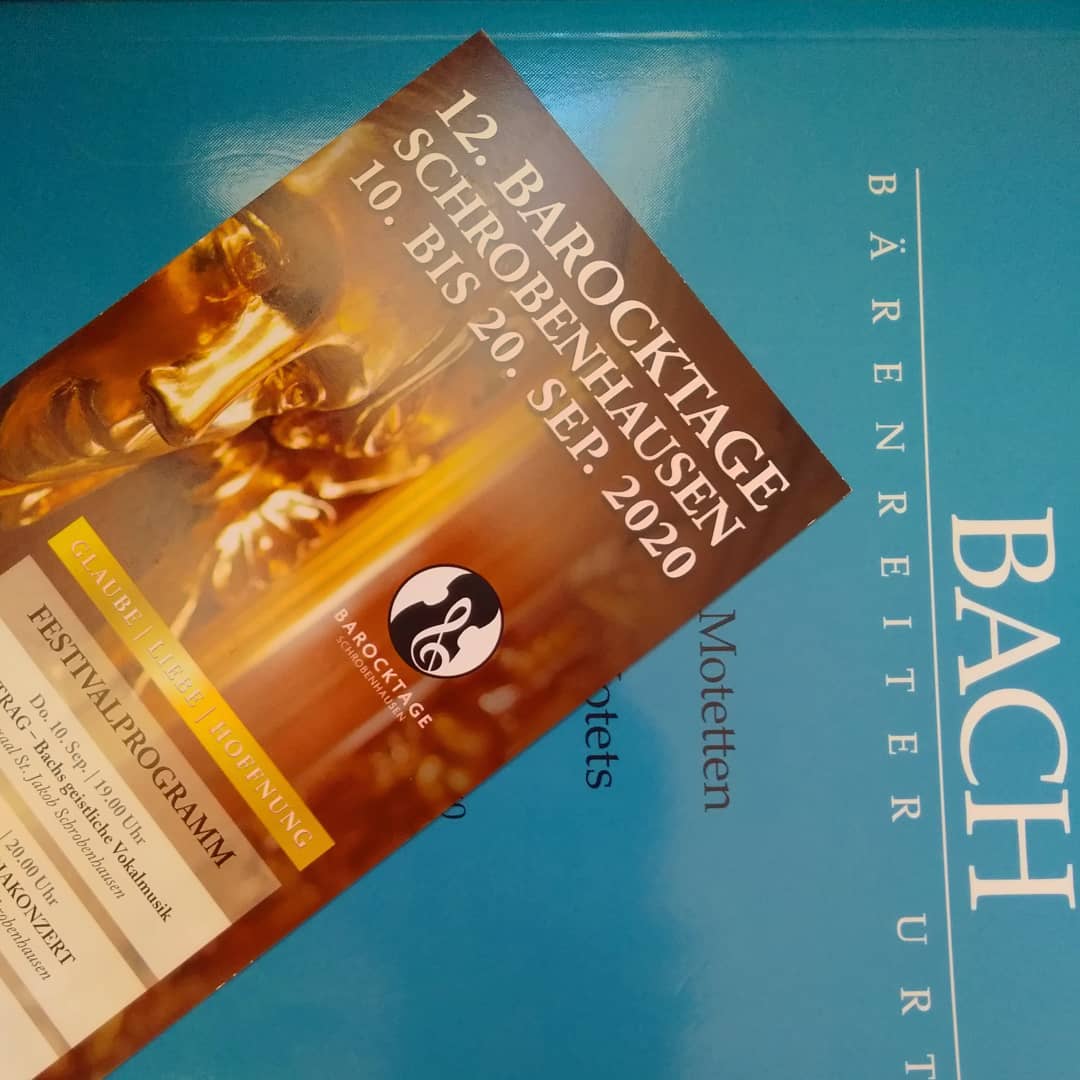 Gleich geht's los - soon we'll start!
#barocktageschrobenhausen #bach #jsbach #johannsebastianbach #motetten #motets #earlymusic #baroquemusic #barockmusik #auxantiqua #alerion #invocare
With @alerion_ensemble @invocare_ensemble @mrjmstrgl @christopherzehrer @stefansteinemann @danjth @richard_resch_tenor @csongorszanto_baritone @splendormusicae