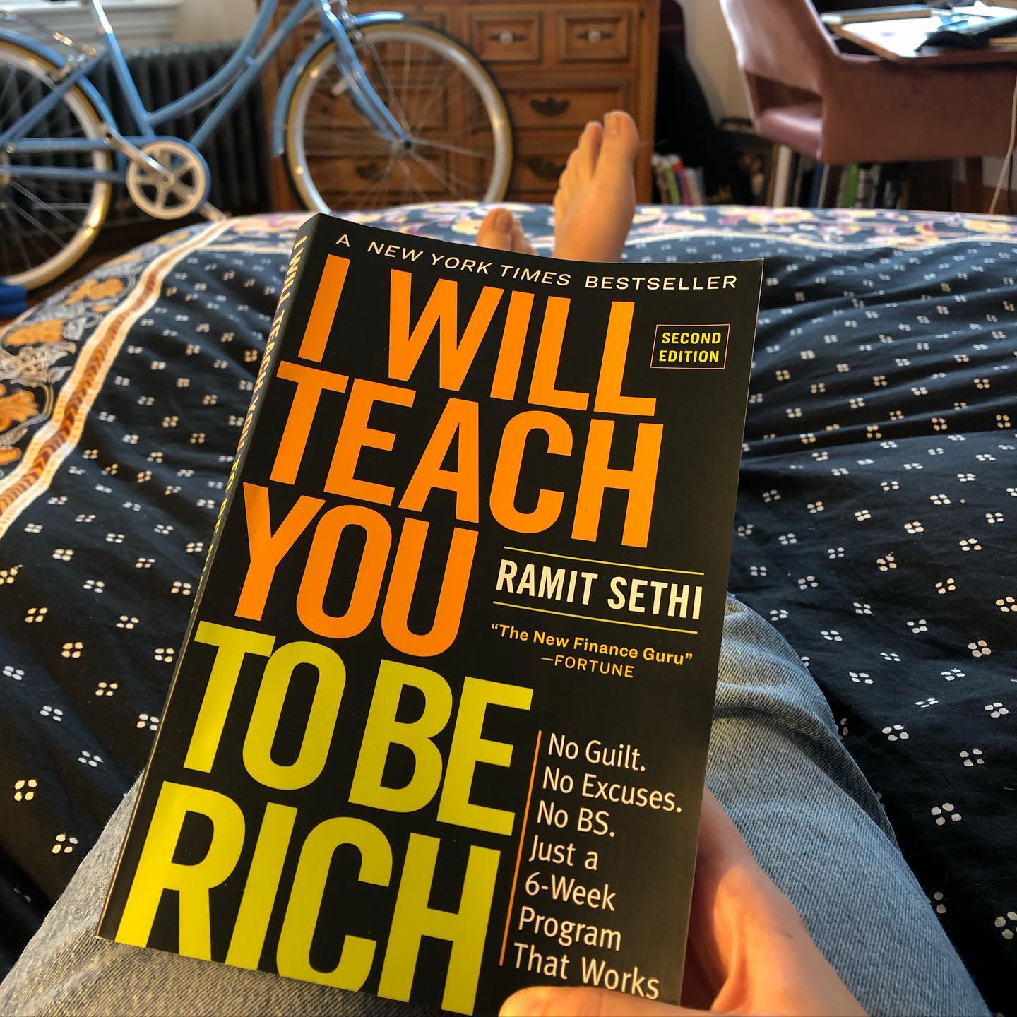 October read: I Will Teach You to be Rich by @ramit.
I can tell it’s a good book (and that I’m a nerd) because I can’t stop reading it. It’s a fantastic intro to personal finance with funny writing and relatable stories. So far I haven’t found any new info, but that’s probably just because I’ve only read the chapter about credit cards (and my cc usage is the only great thing about my financial health).
What are you guys reading this month?? Any personal finance recs for me, whether podcasts or TV shows or books?
#reading #teachyourself #teacheveryone #learning #hobbies #goodbook #quietnight #financialhealth #money #frugalzoomer