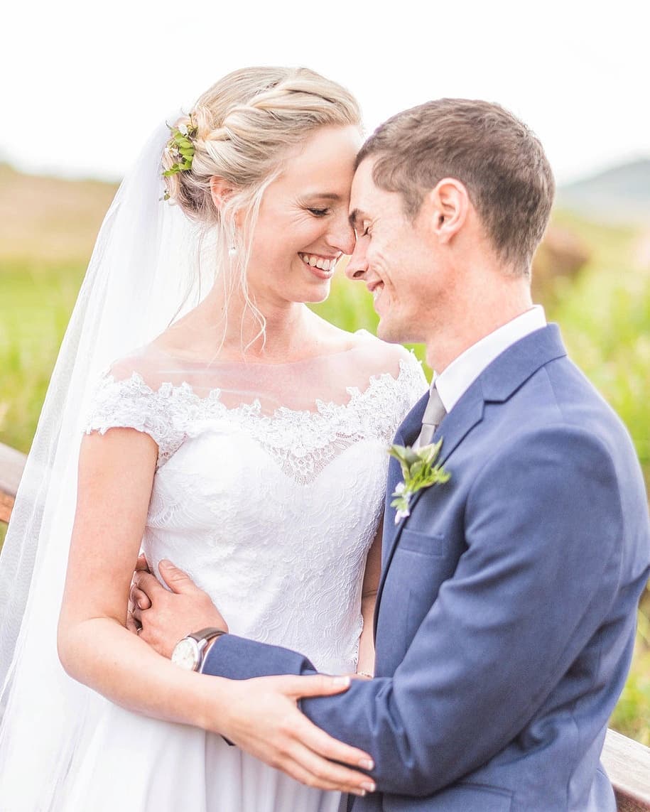 AND WE ARE BACK! Here is the FRIYAYS! We missing taking photos and creating magic like how we did with these two gorgeous humans. Looking forward to what the rest of the year would bring✨✨✨
#weddingphotography #bridalwear #brideandgroom #weddingza #comeback #momentslikethese