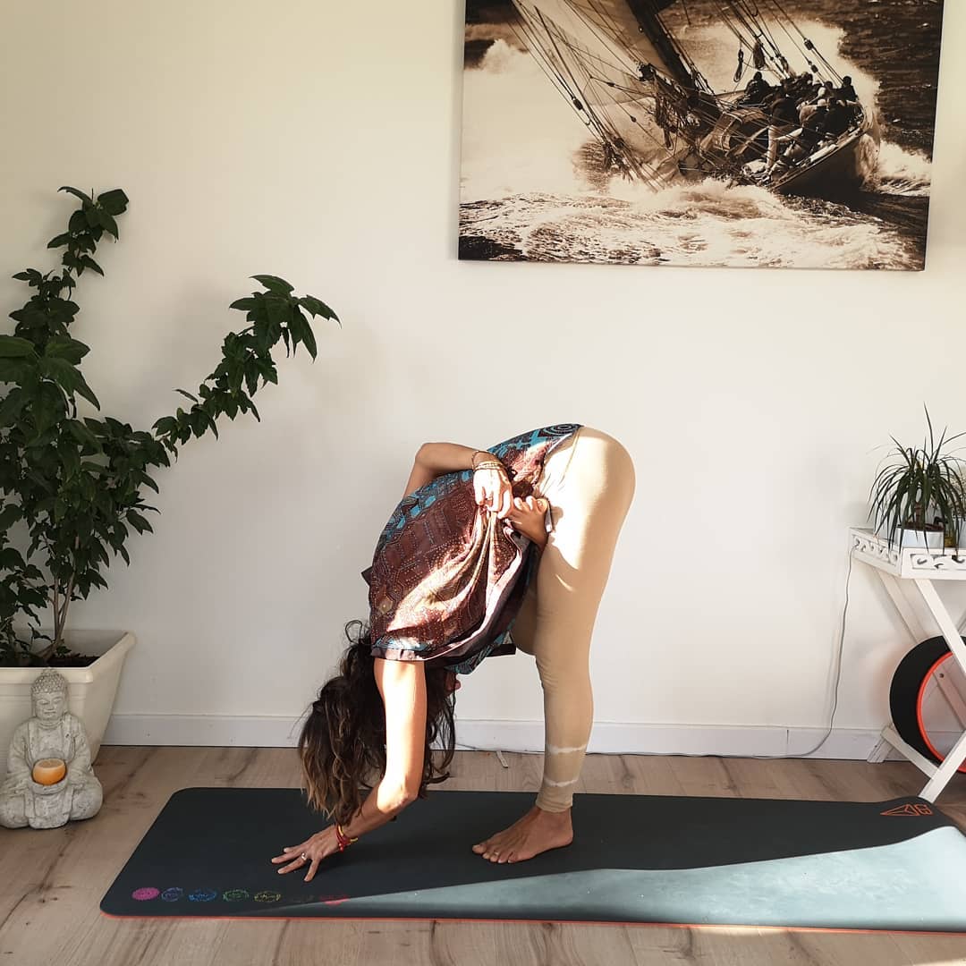 🔹J - 9Ardha baddha padmottanasana 🔹
#challengevinyasaspirit
.
...Le confort dans l'inconfort...
J'adore 💙
.
..
...
@julie.akasha
@layogiaixoise
...
..
.
#yoga #challengevinyasaspirit #yogadailypractice #yogaforfun #autumnyogapractice #yogagirl #yogaposes #asanas #yogachallenge #yogaeverydamnday #yogalove #yogalife #yogini #yogalimoges #yogafrance #yogaeverywhere #igyogafamily #yogasaintjunienfrance #yogahautevienne